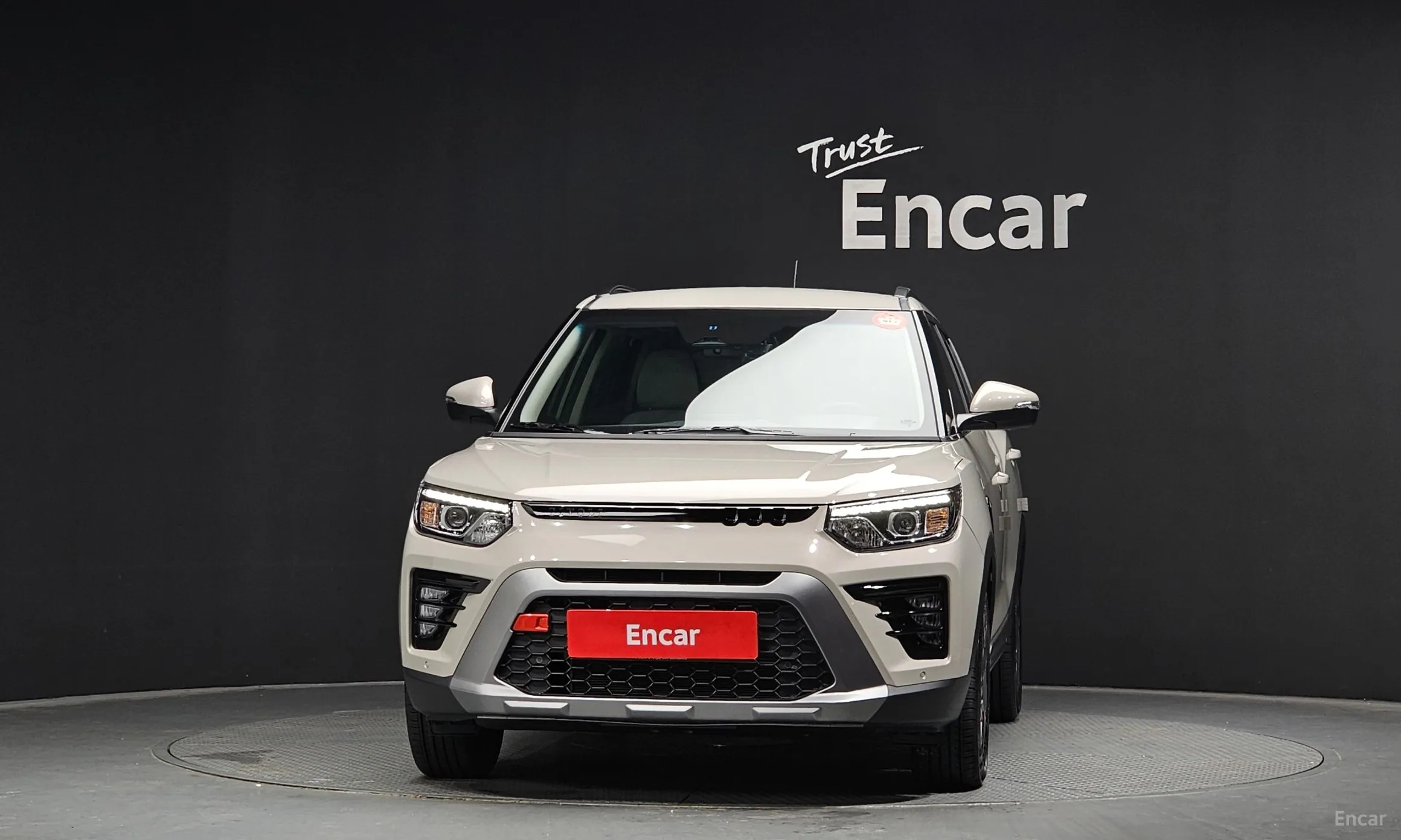 KG Mobility (SsangYong) Tivoli превью 3