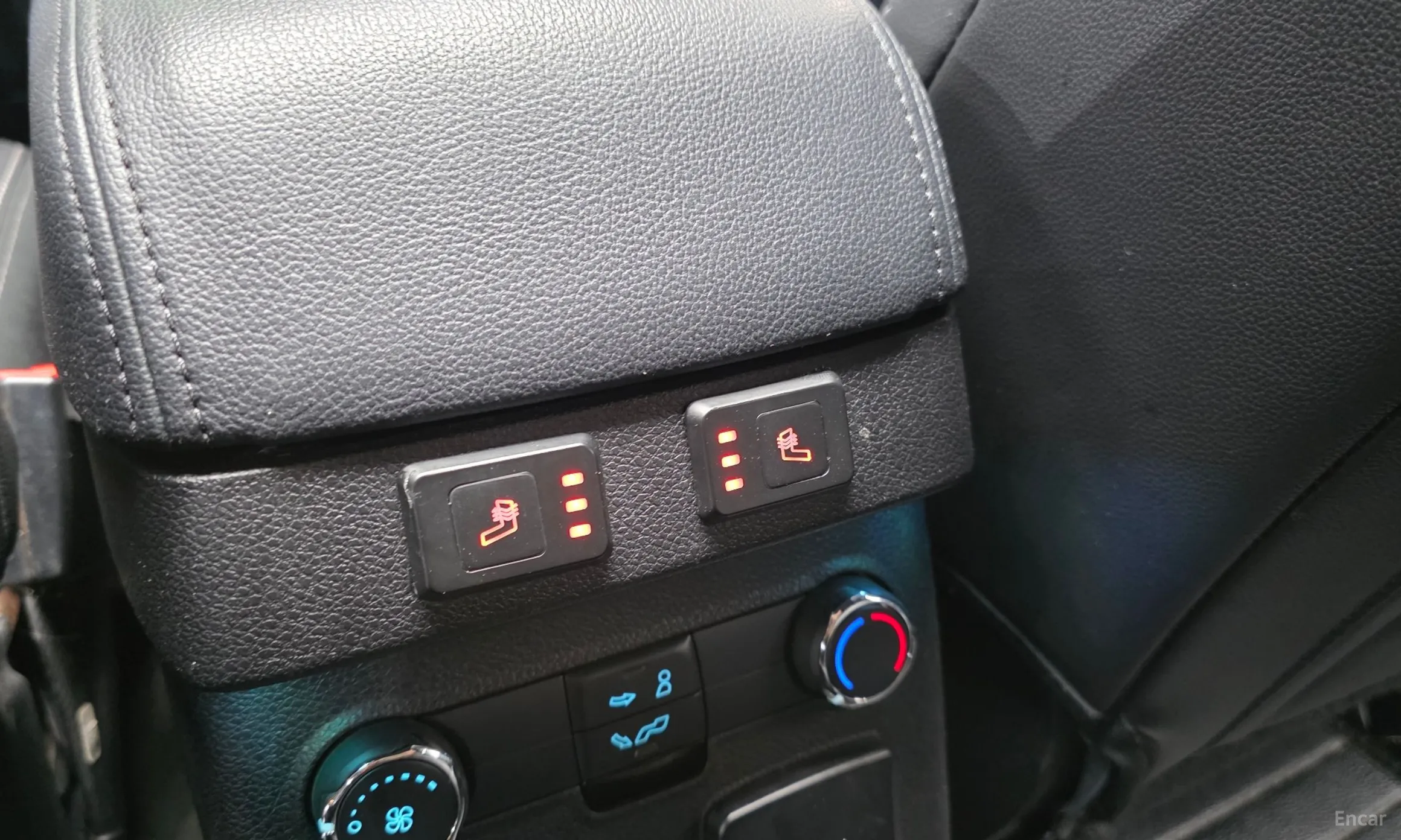 Ford Explorer превью 18