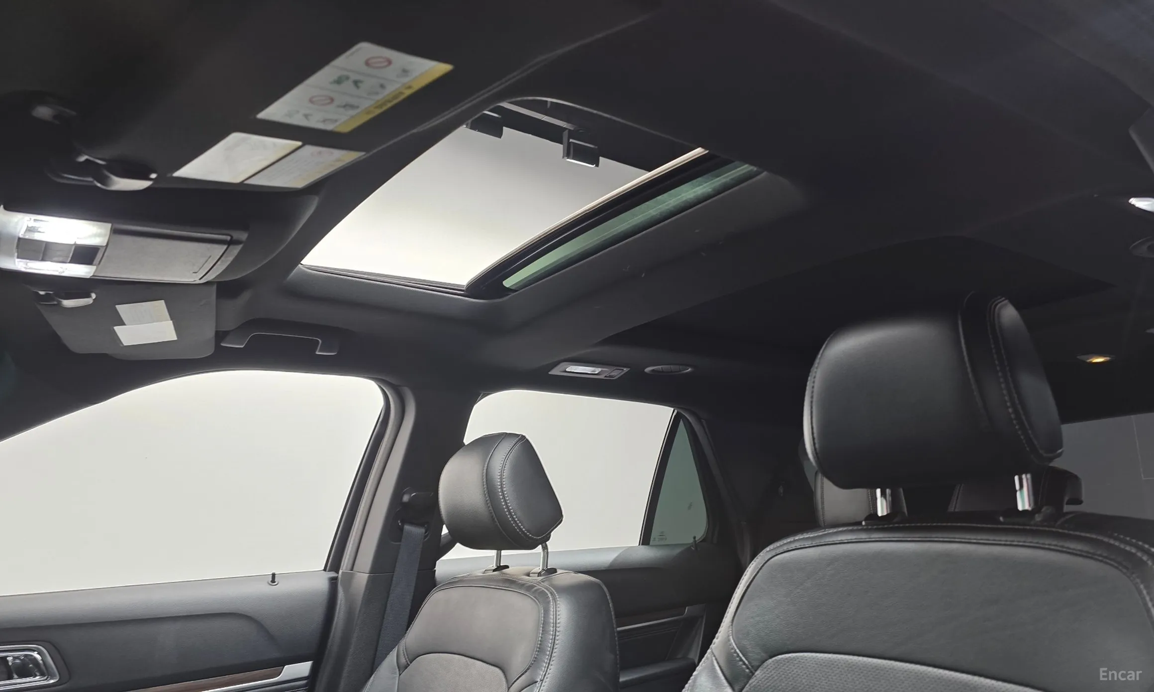 Ford Explorer превью 19