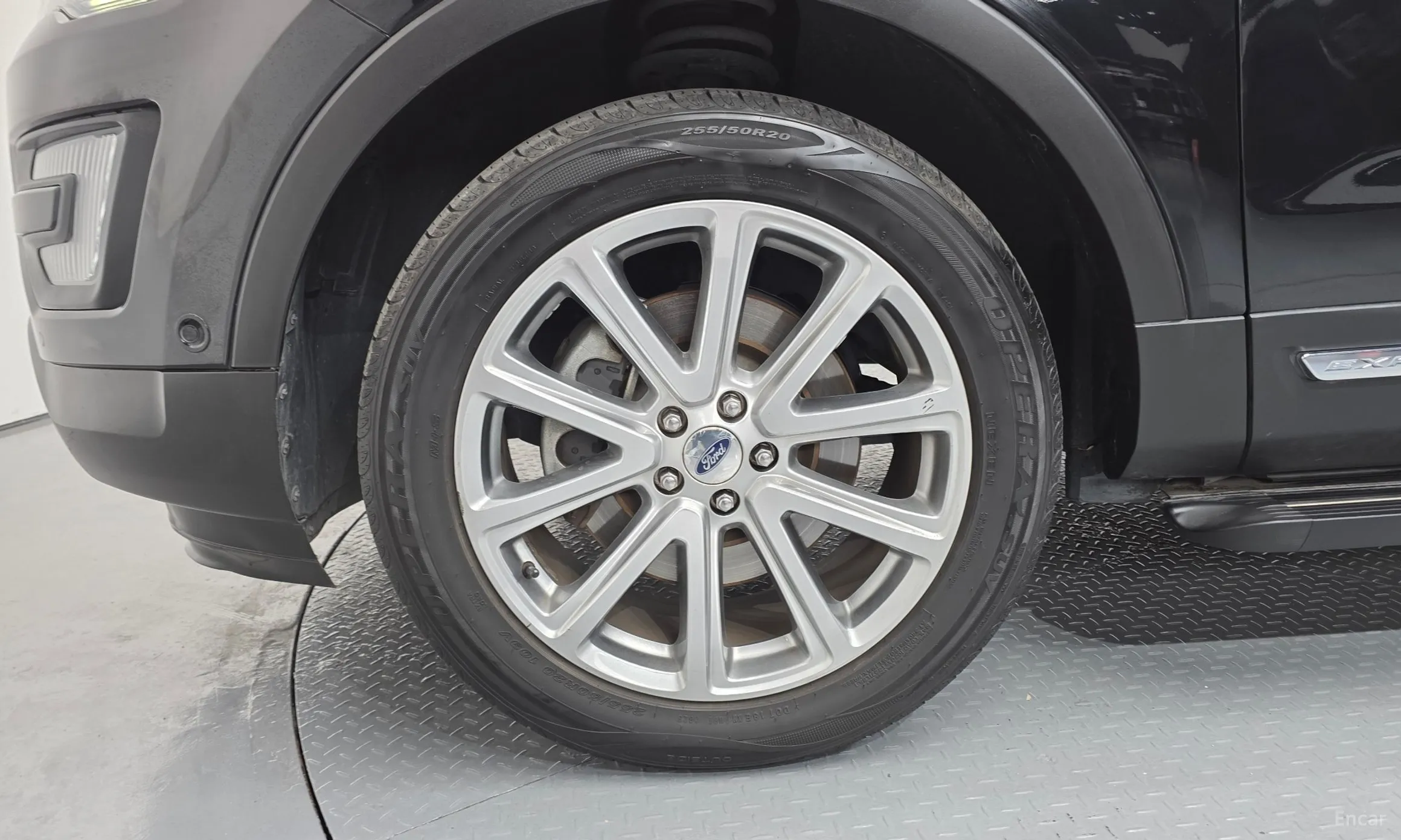 Ford Explorer превью 5