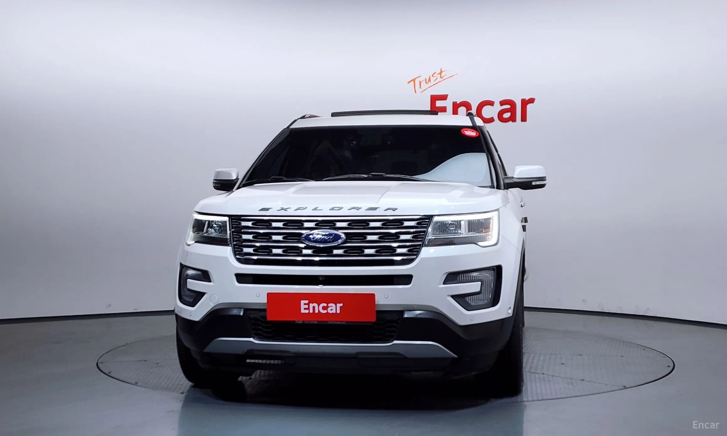 Ford Explorer превью 3