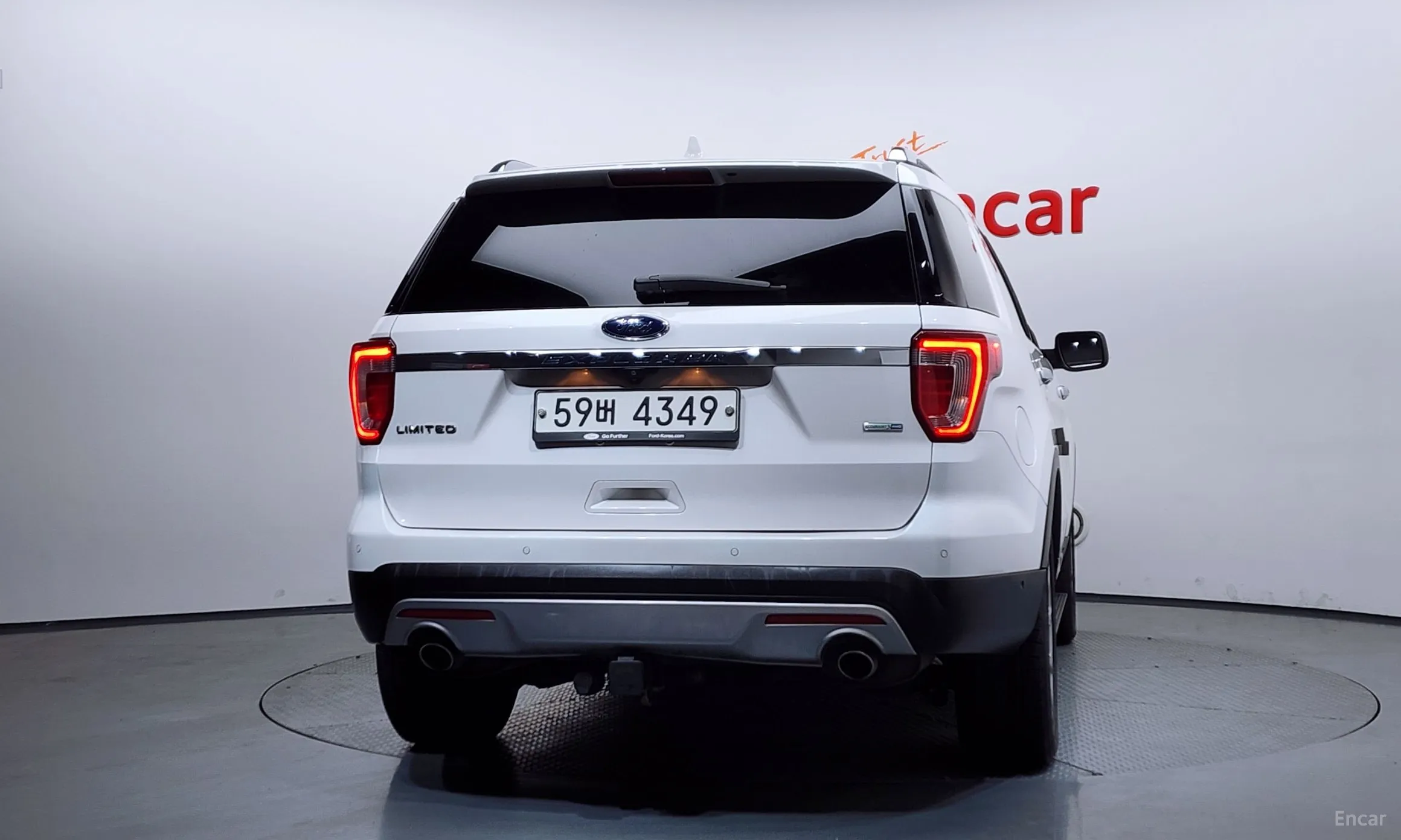 Ford Explorer превью 4