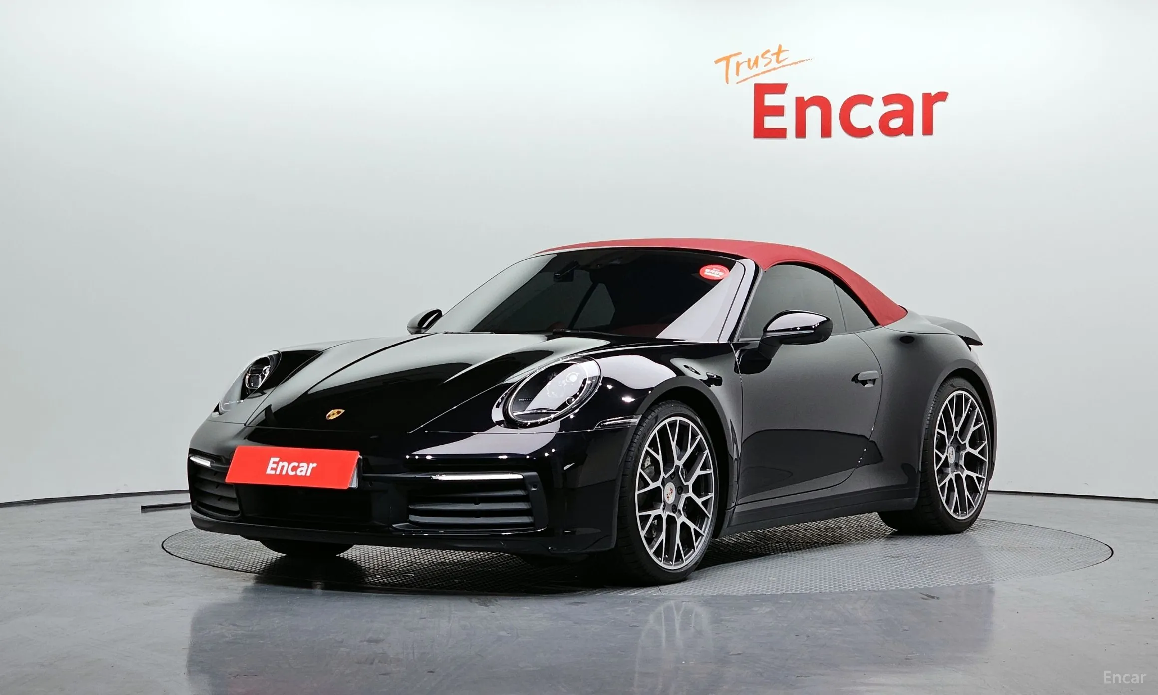 Porsche 911 (992) превью 19