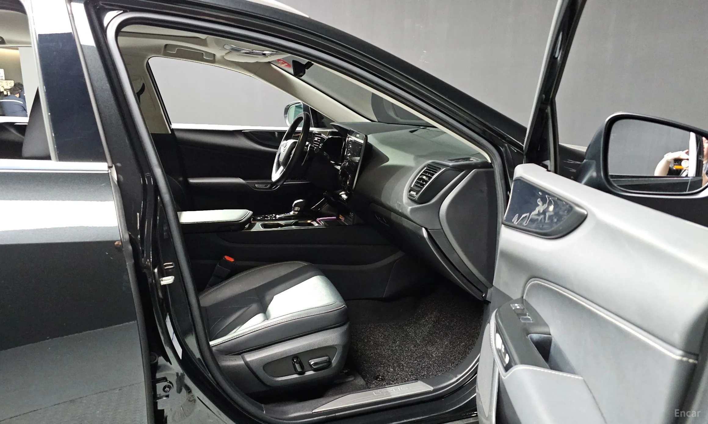 Lexus NX450h + 2nd Gen превью 17