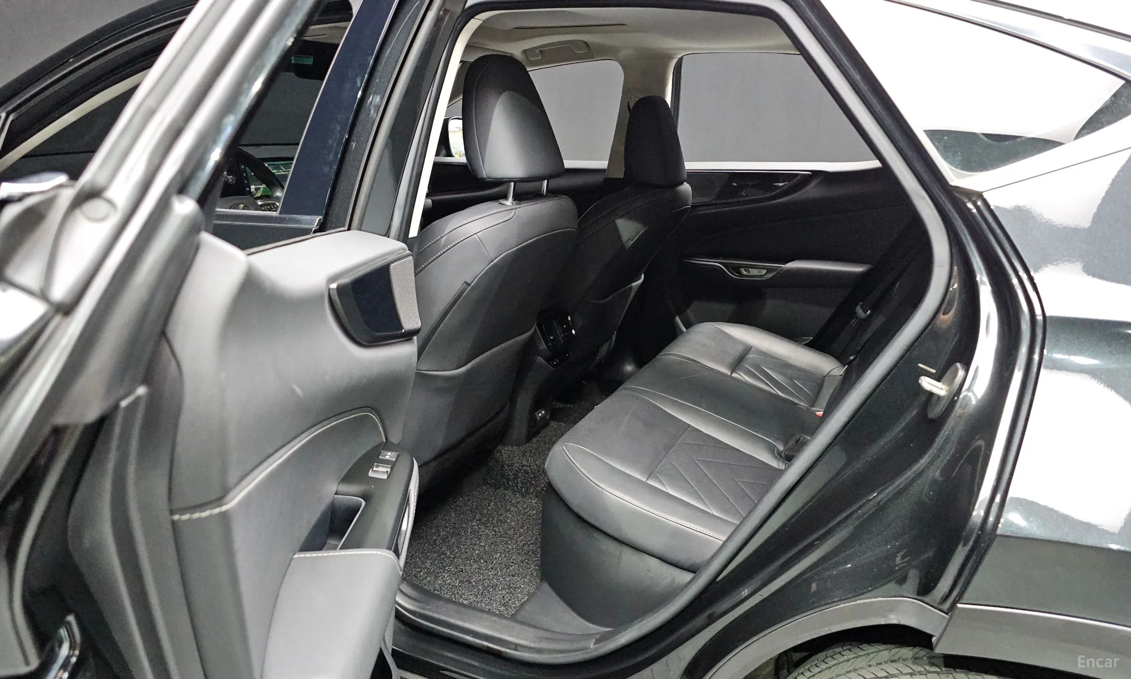 Lexus NX450h + 2nd Gen превью 19