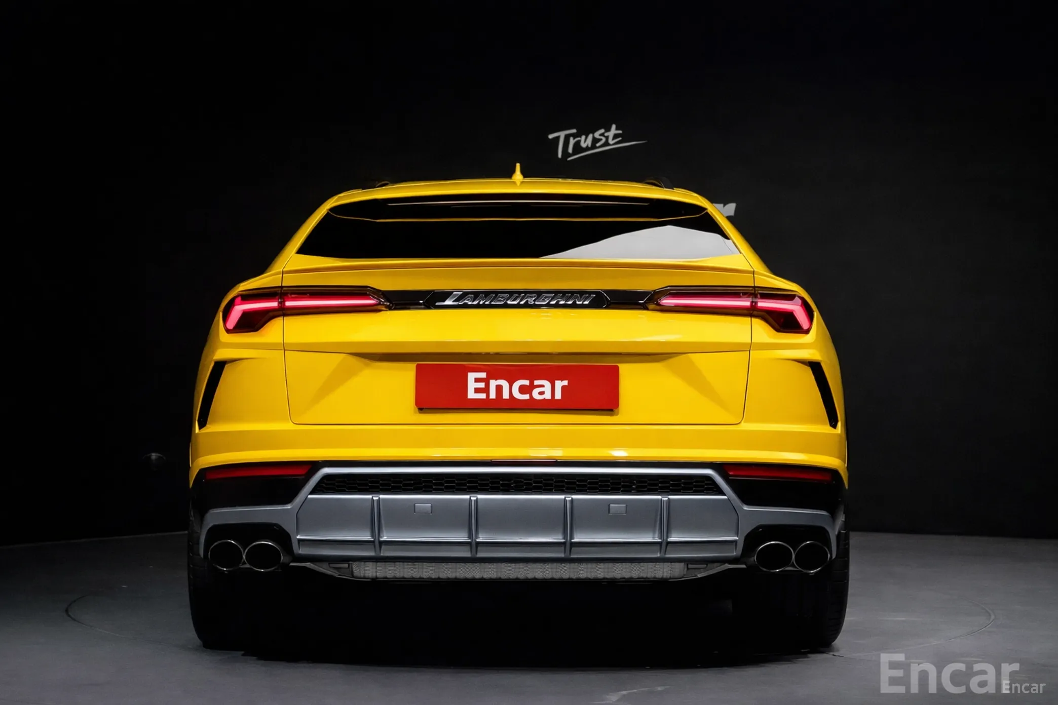 Lamborghini Urus превью 5