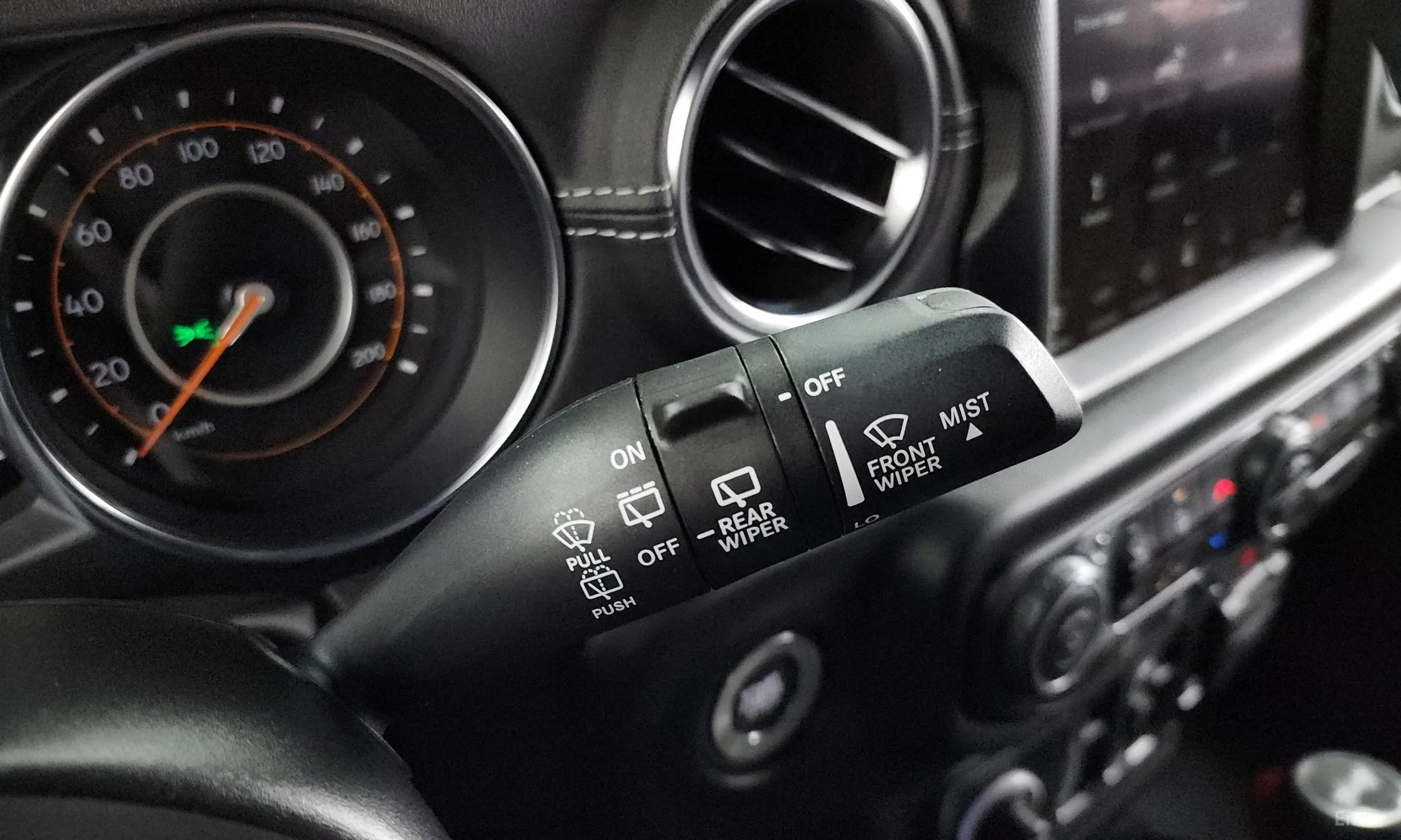 Jeep Wrangler (JL) превью 19