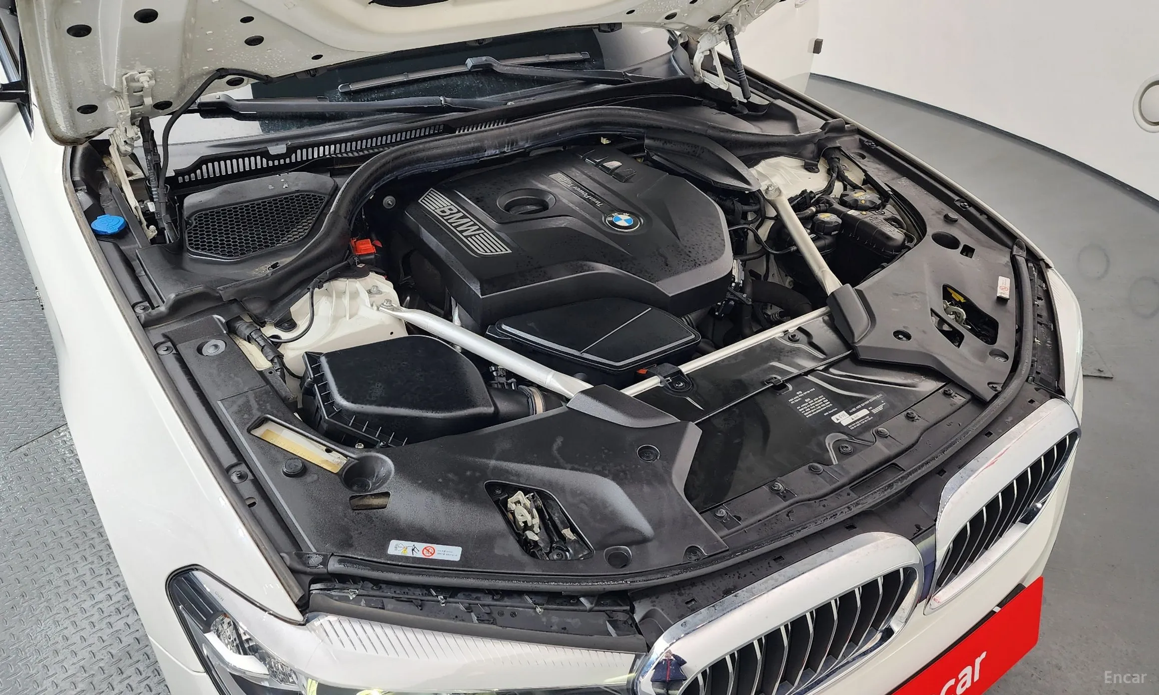 BMW 5 Series (G30) превью 6