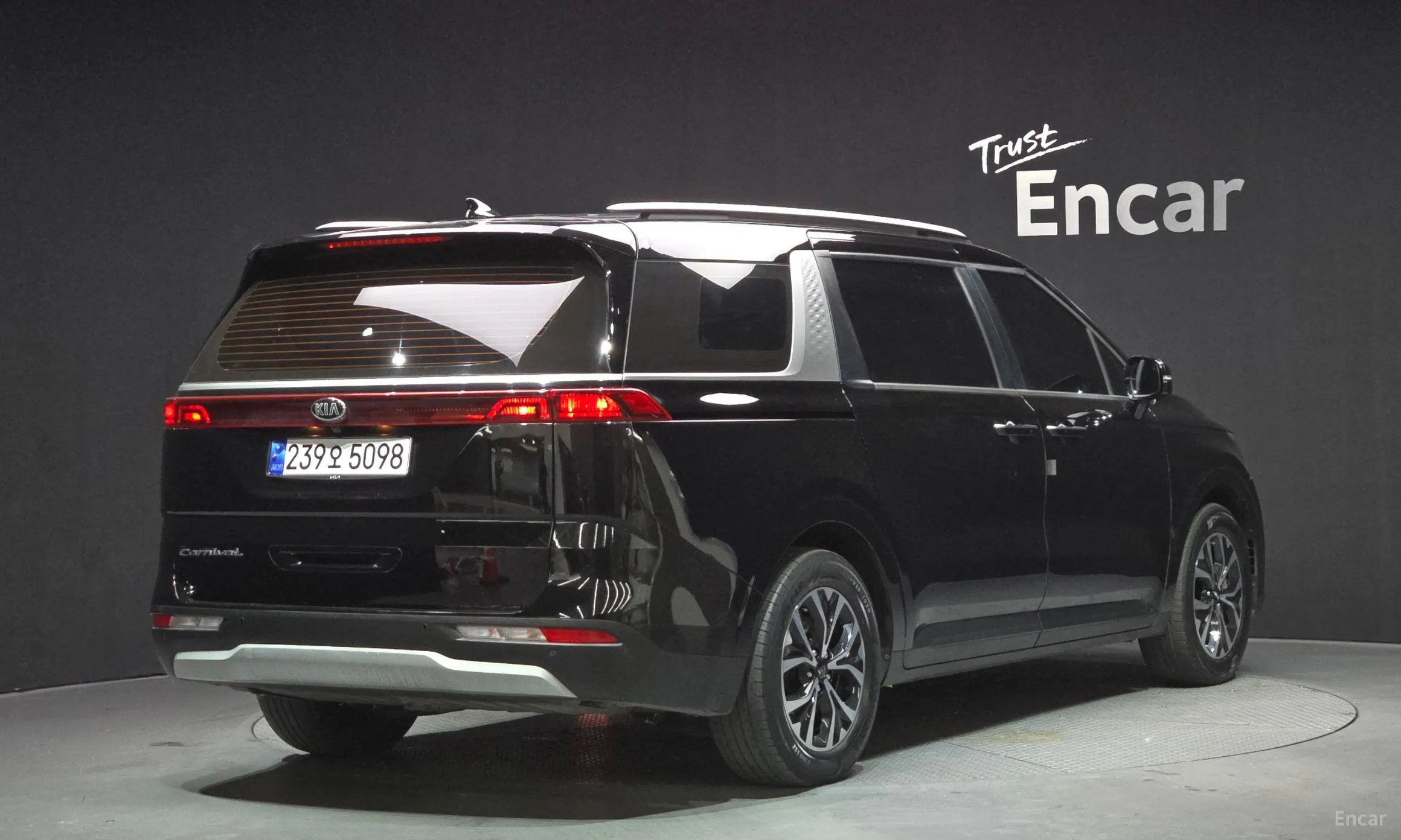 Kia Carnival Gen 4 превью 2