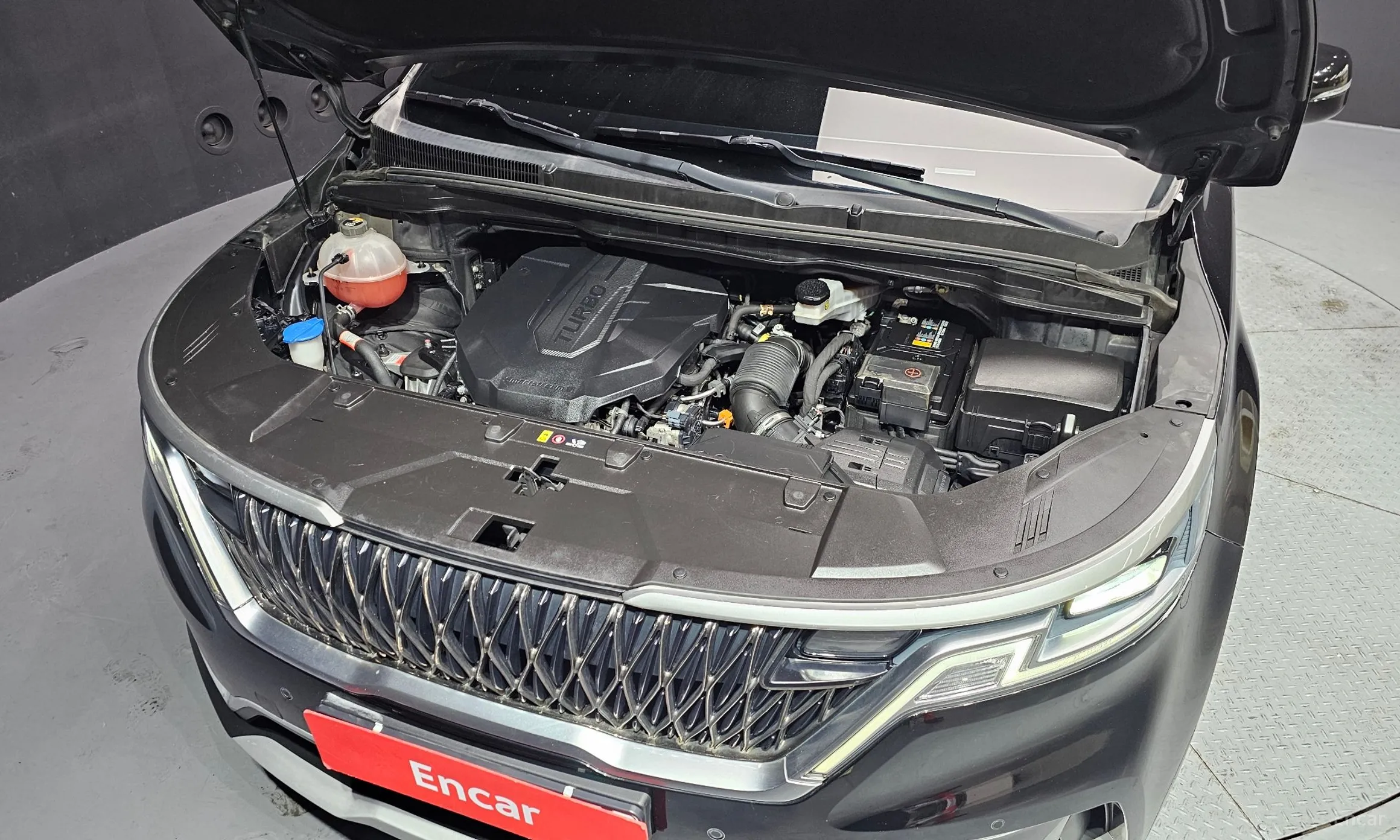 Kia Carnival Gen 4 превью 6