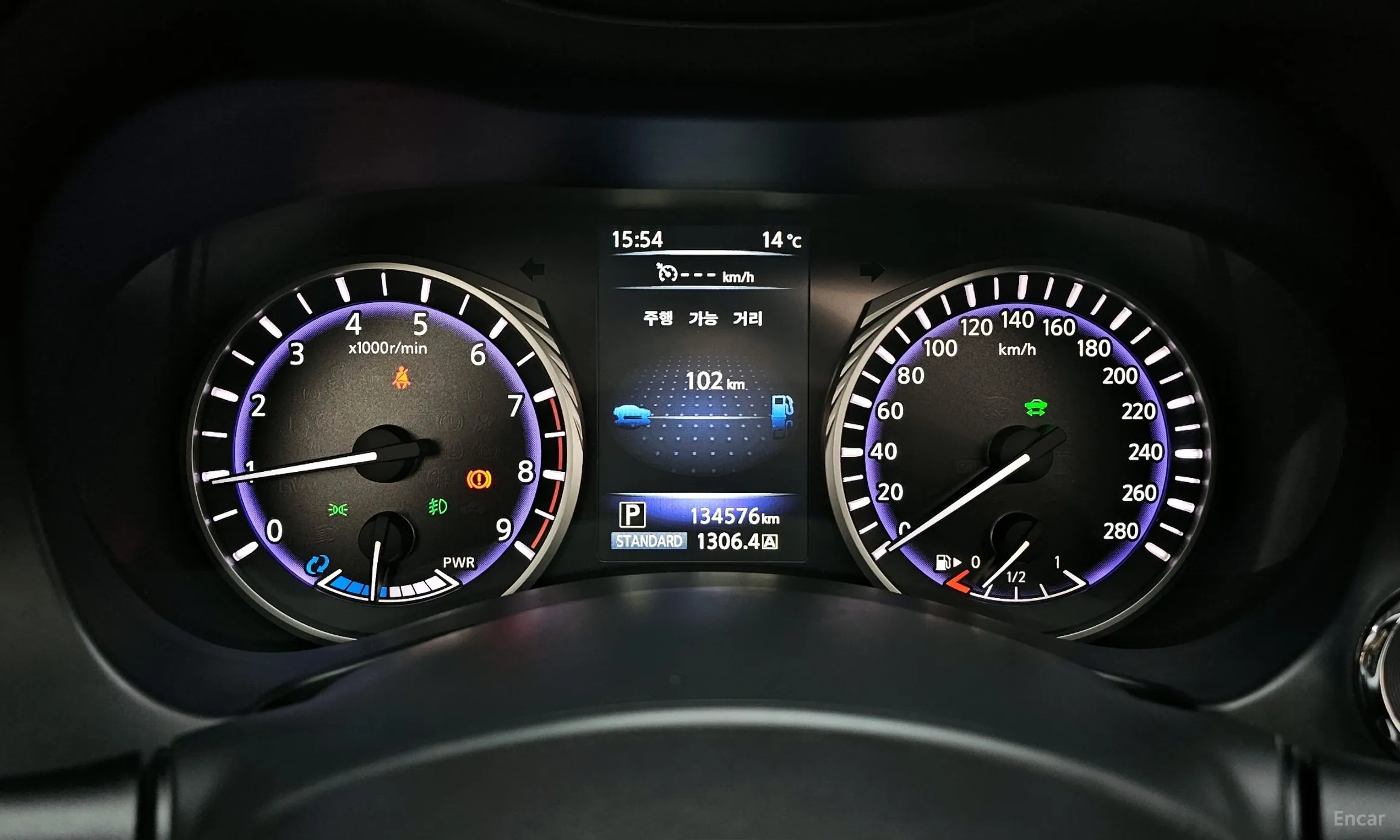 Infiniti Q50 превью 8
