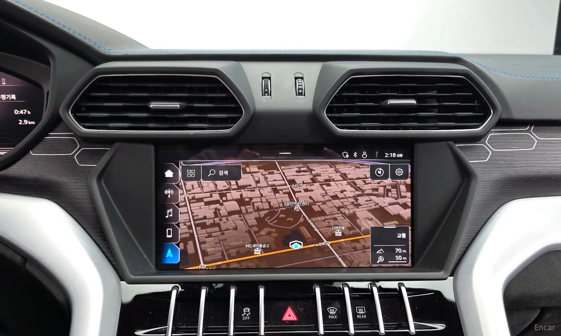 Lamborghini Urus превью 14