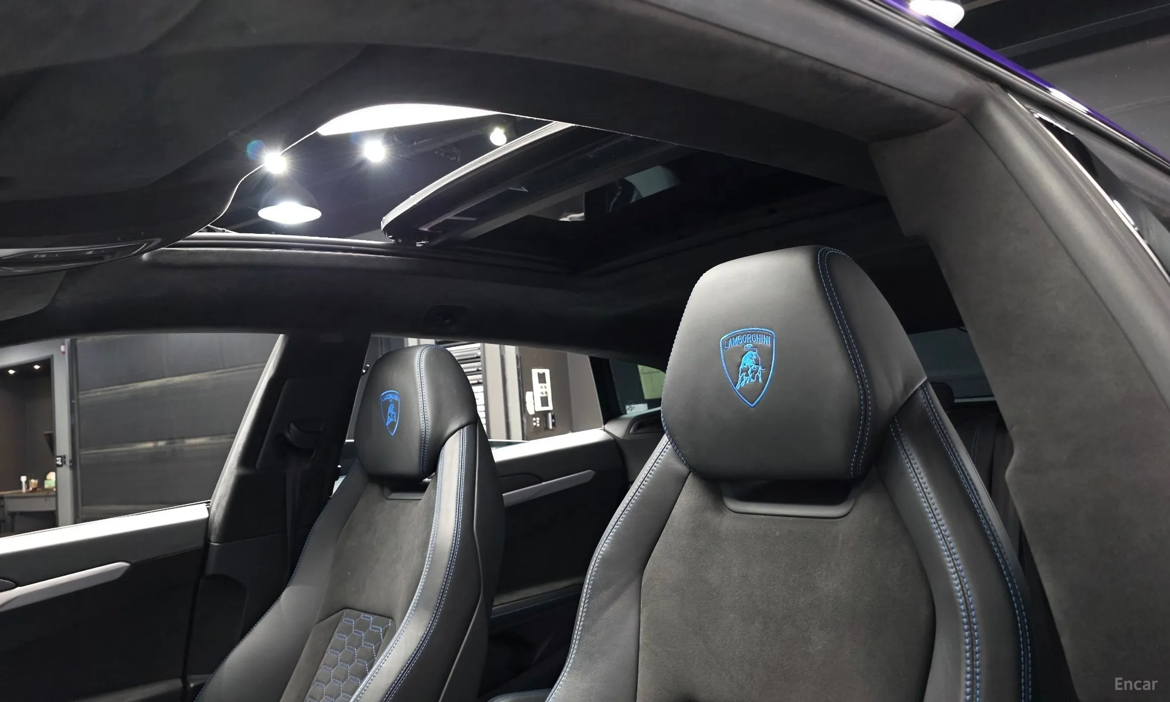 Lamborghini Urus превью 17
