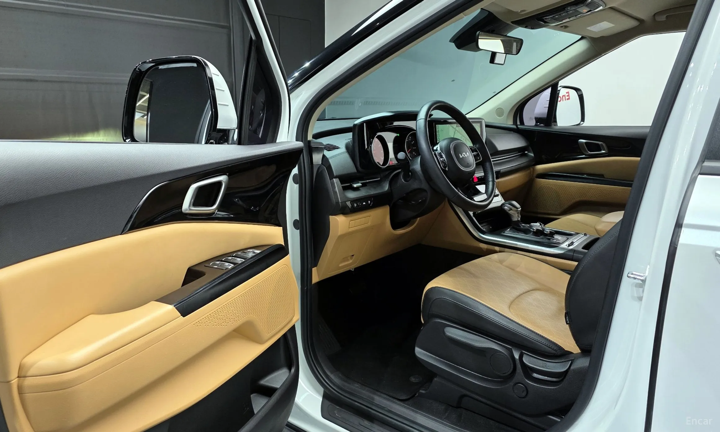 Kia Carnival Gen 4 превью 11