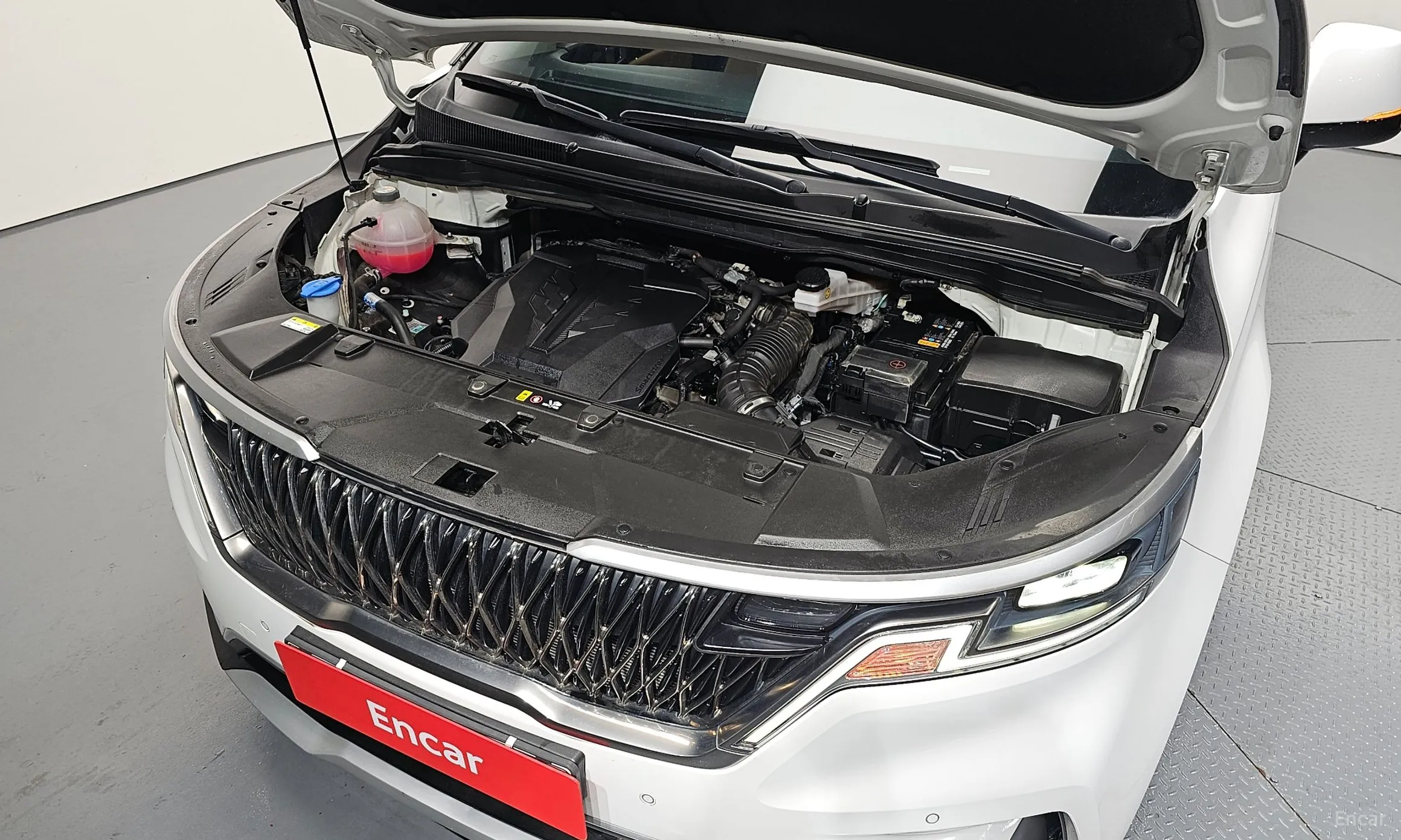 Kia Carnival Gen 4 превью 6