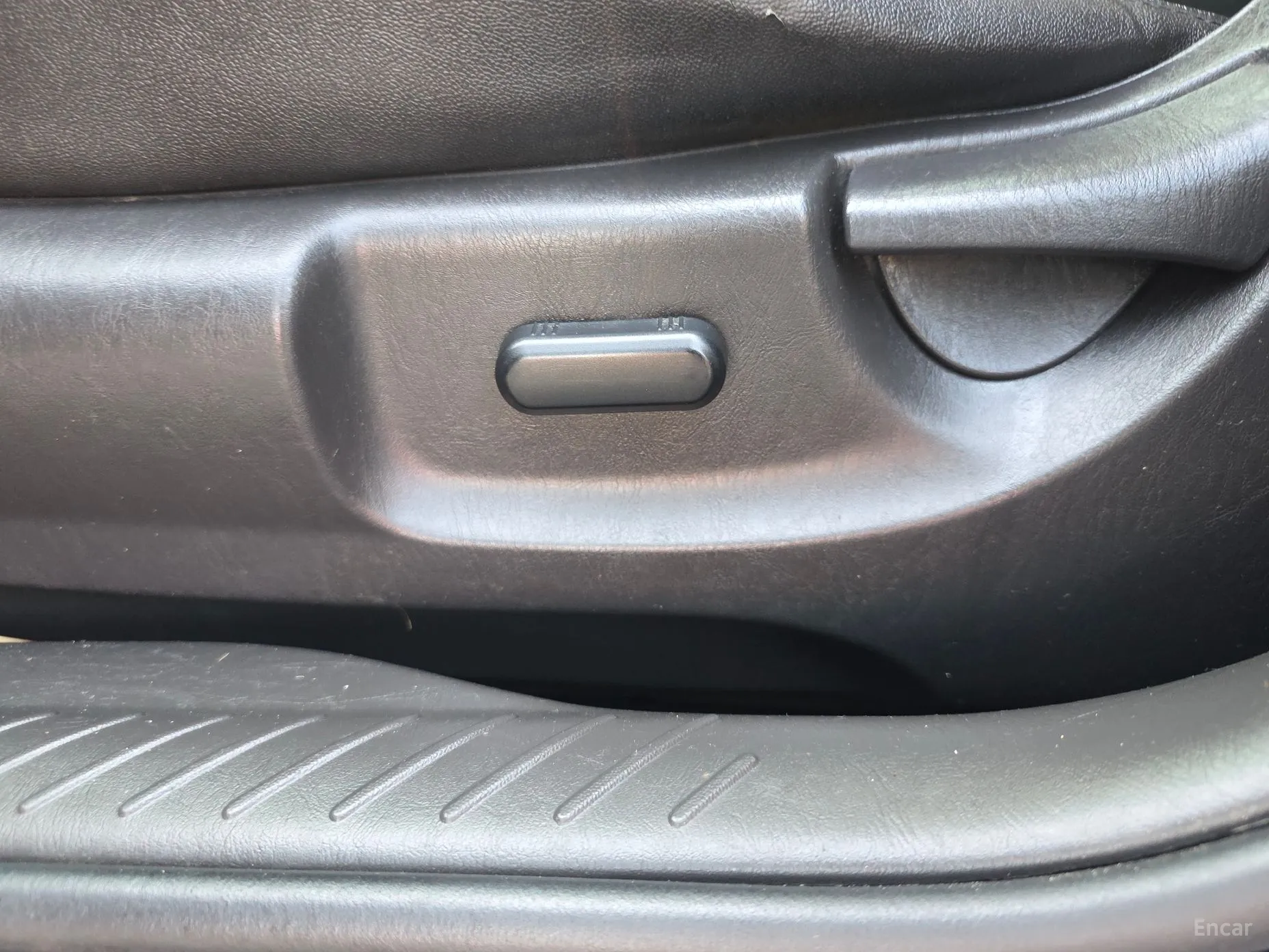 Ford Escape превью 17