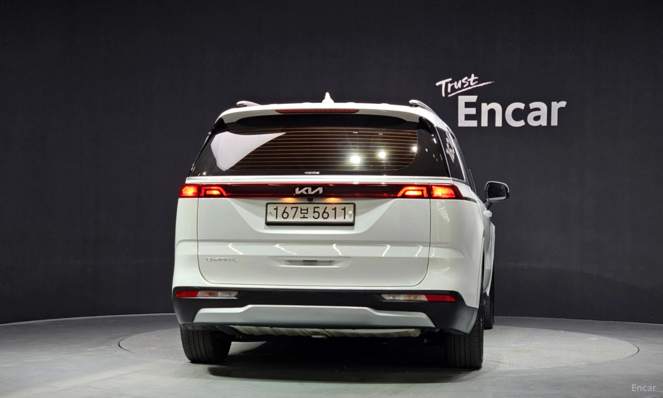 Kia Carnival Gen 4 превью 4