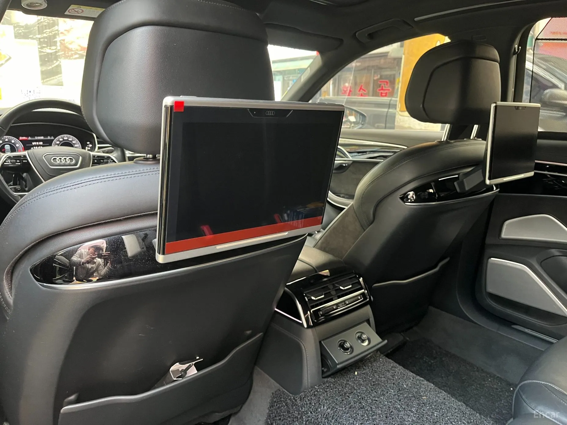 Audi A8 (D5) превью 15