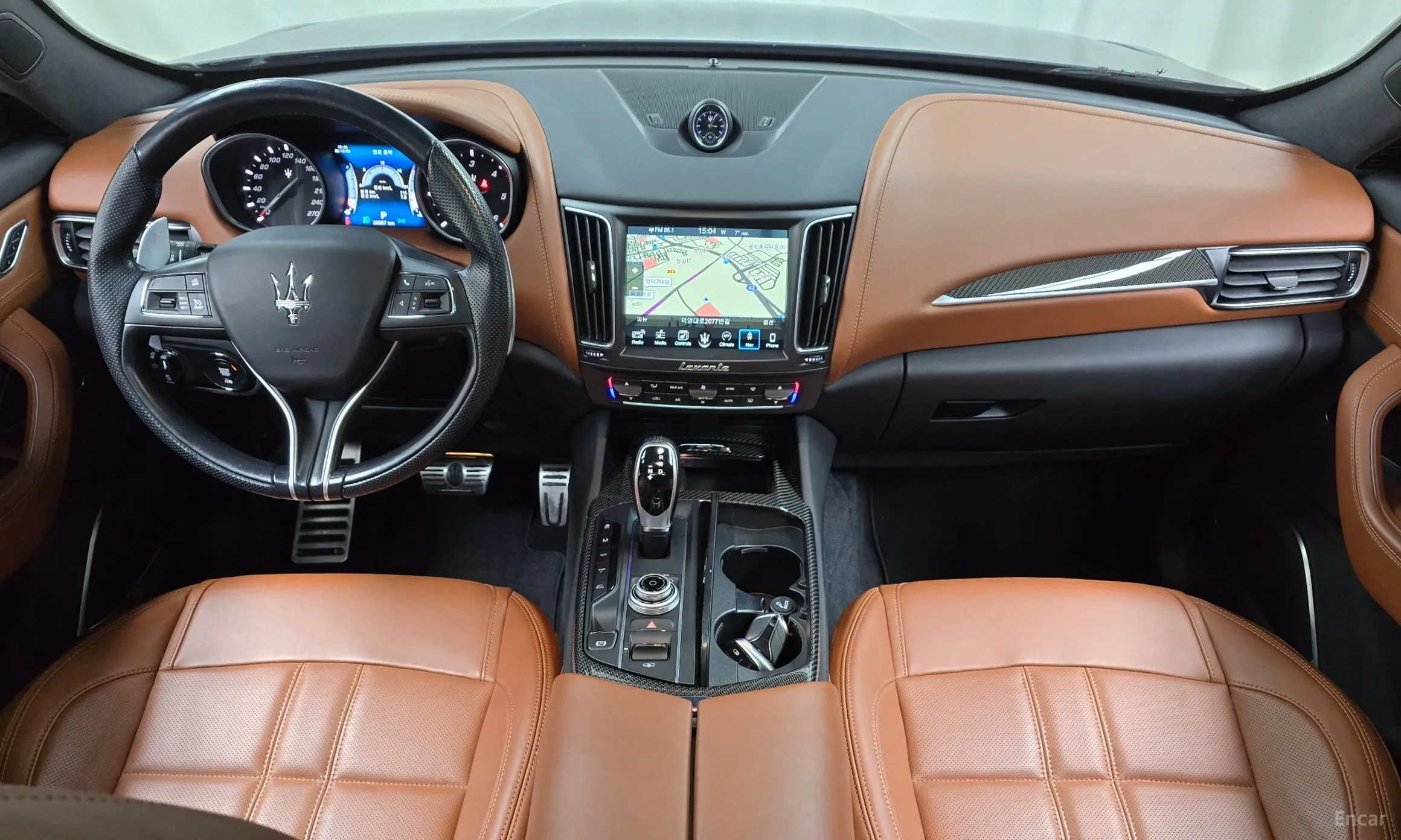 Maserati Levante превью 7