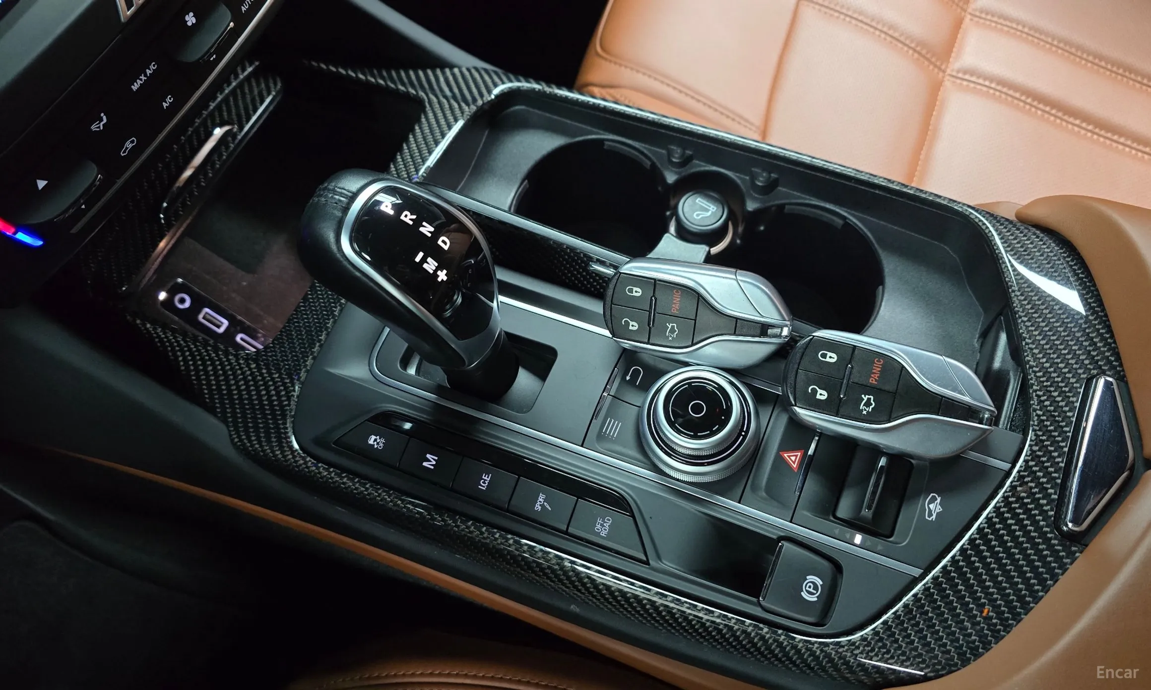 Maserati Levante превью 9