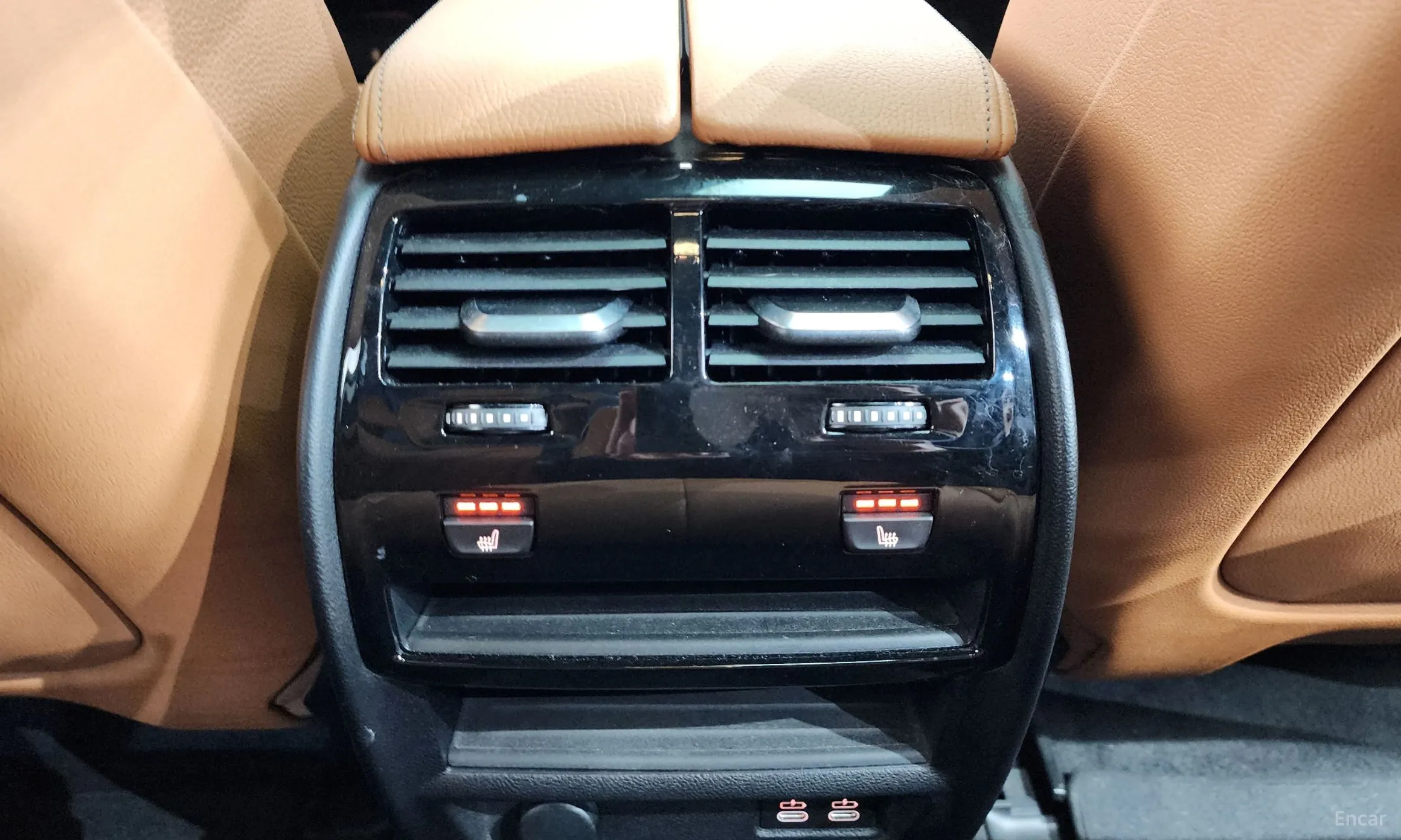 BMW 5 Series (G30) превью 19
