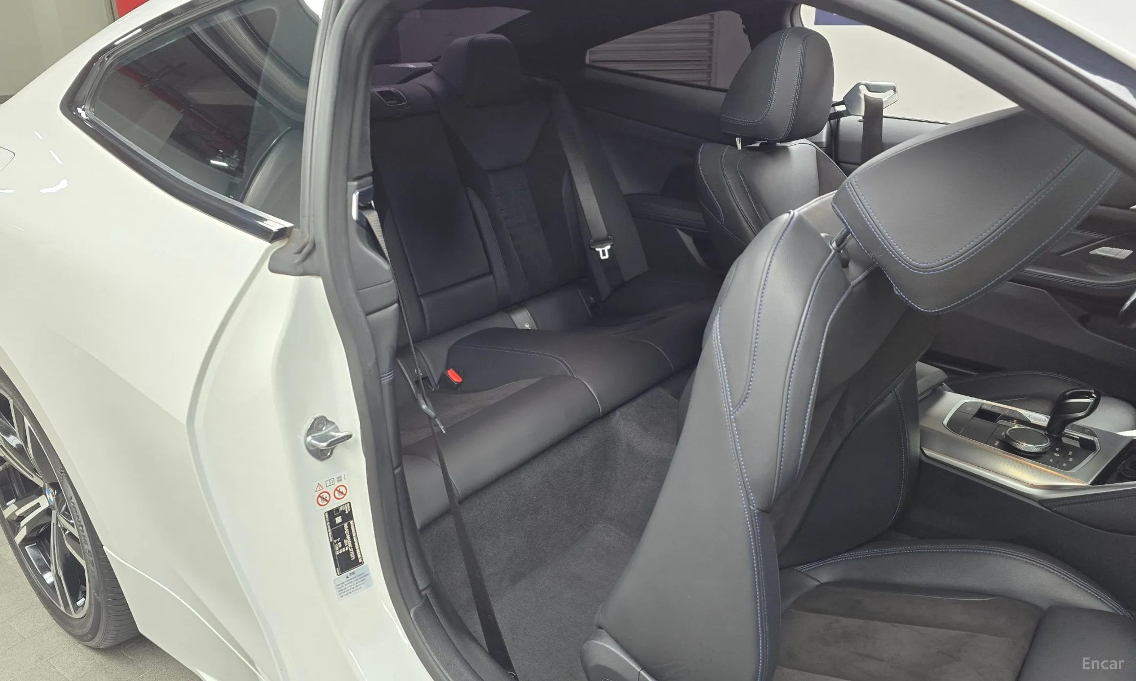 BMW Series 4 (G22) превью 12