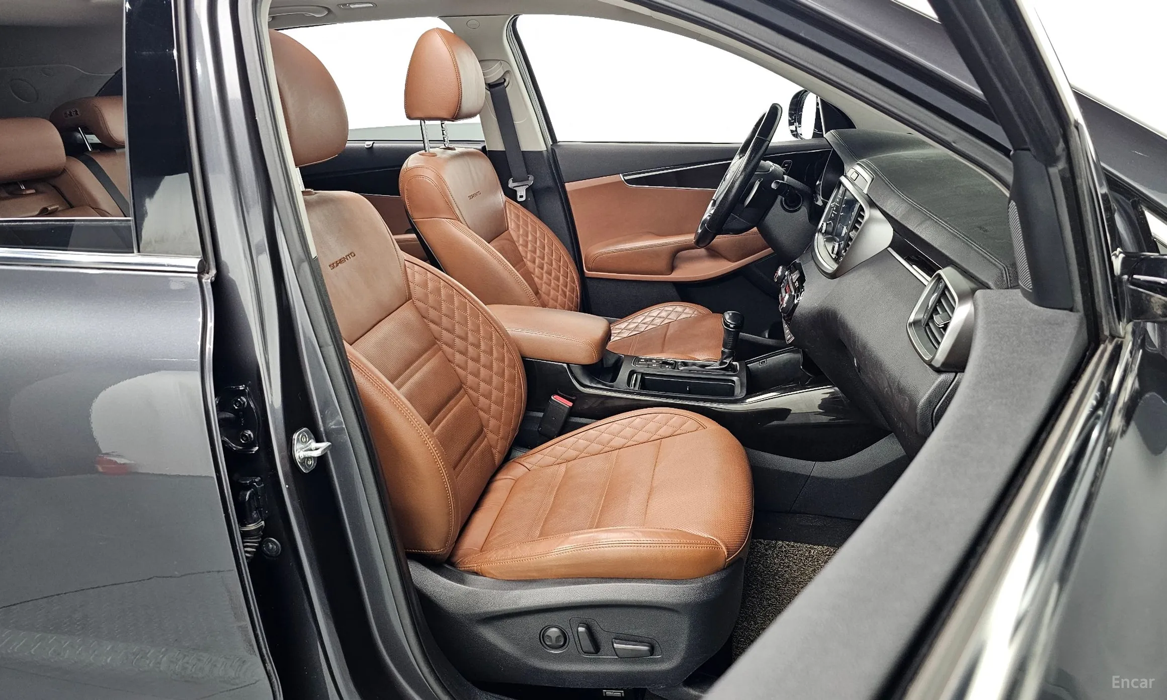 Kia Sorento превью 10