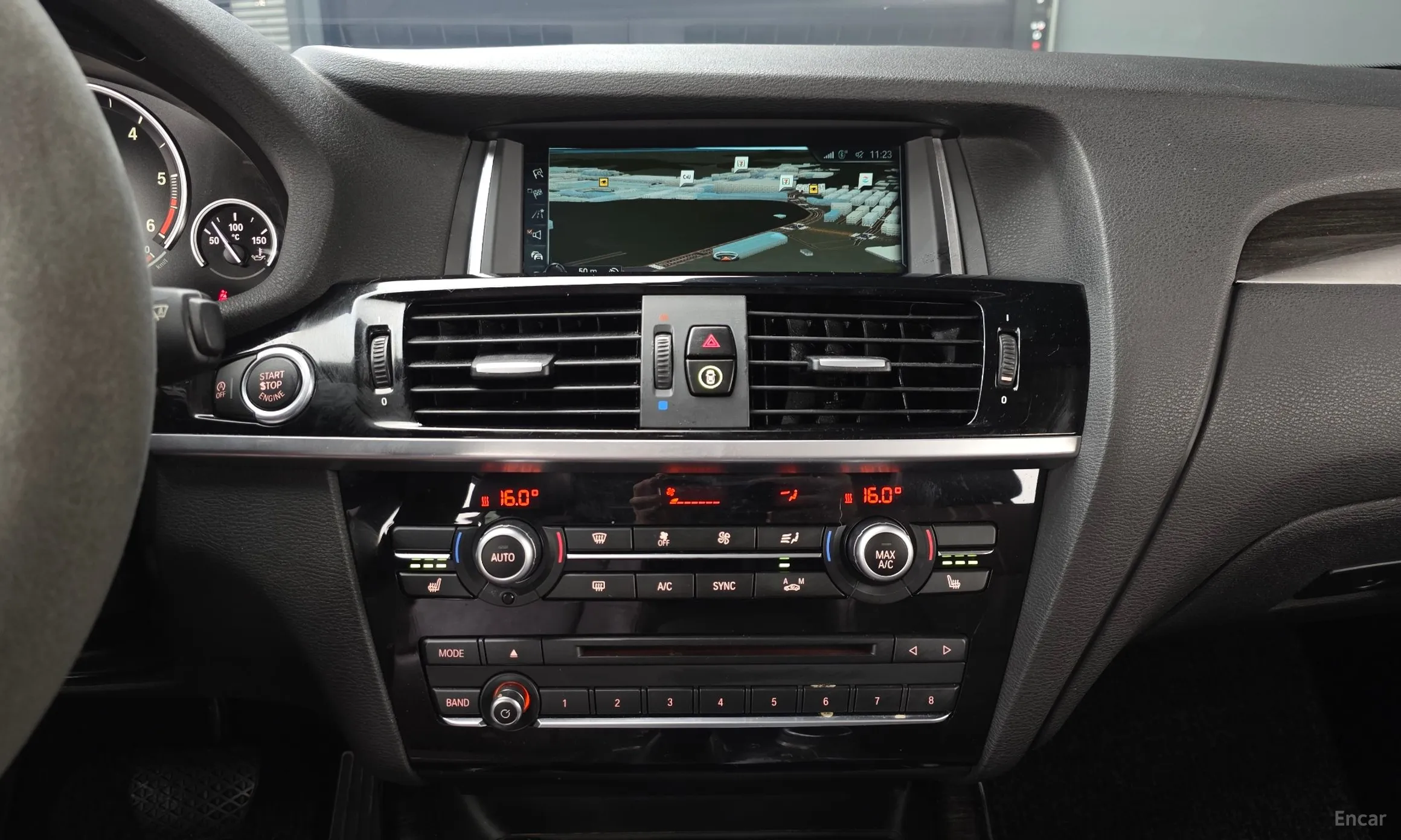 BMW X4 (F26) превью 16