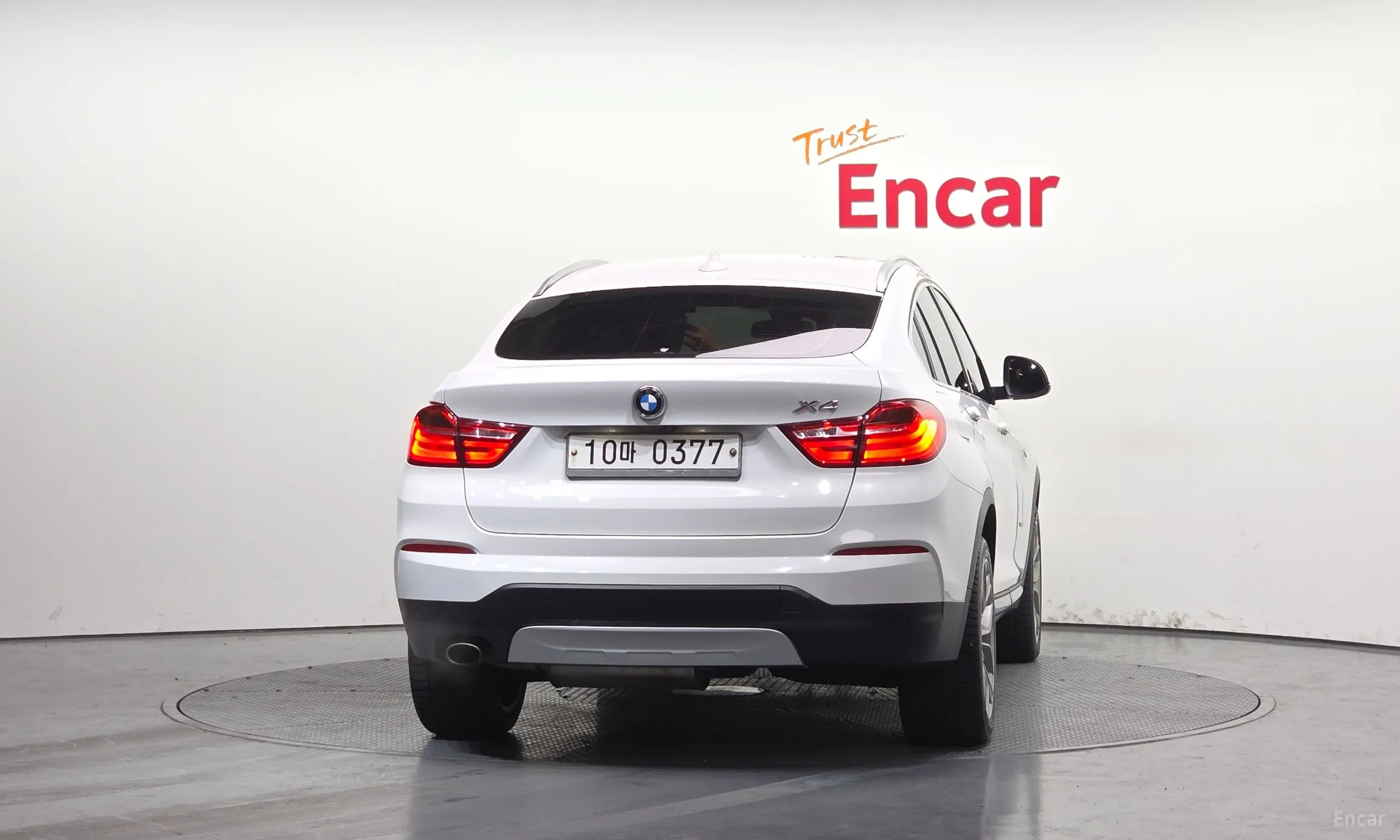 BMW X4 (F26) превью 4