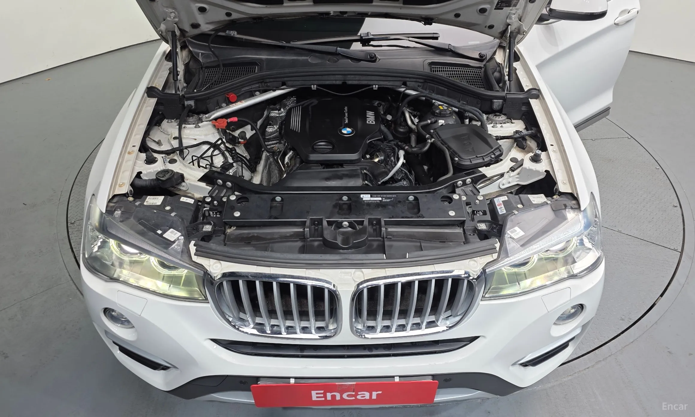 BMW X4 (F26) превью 6