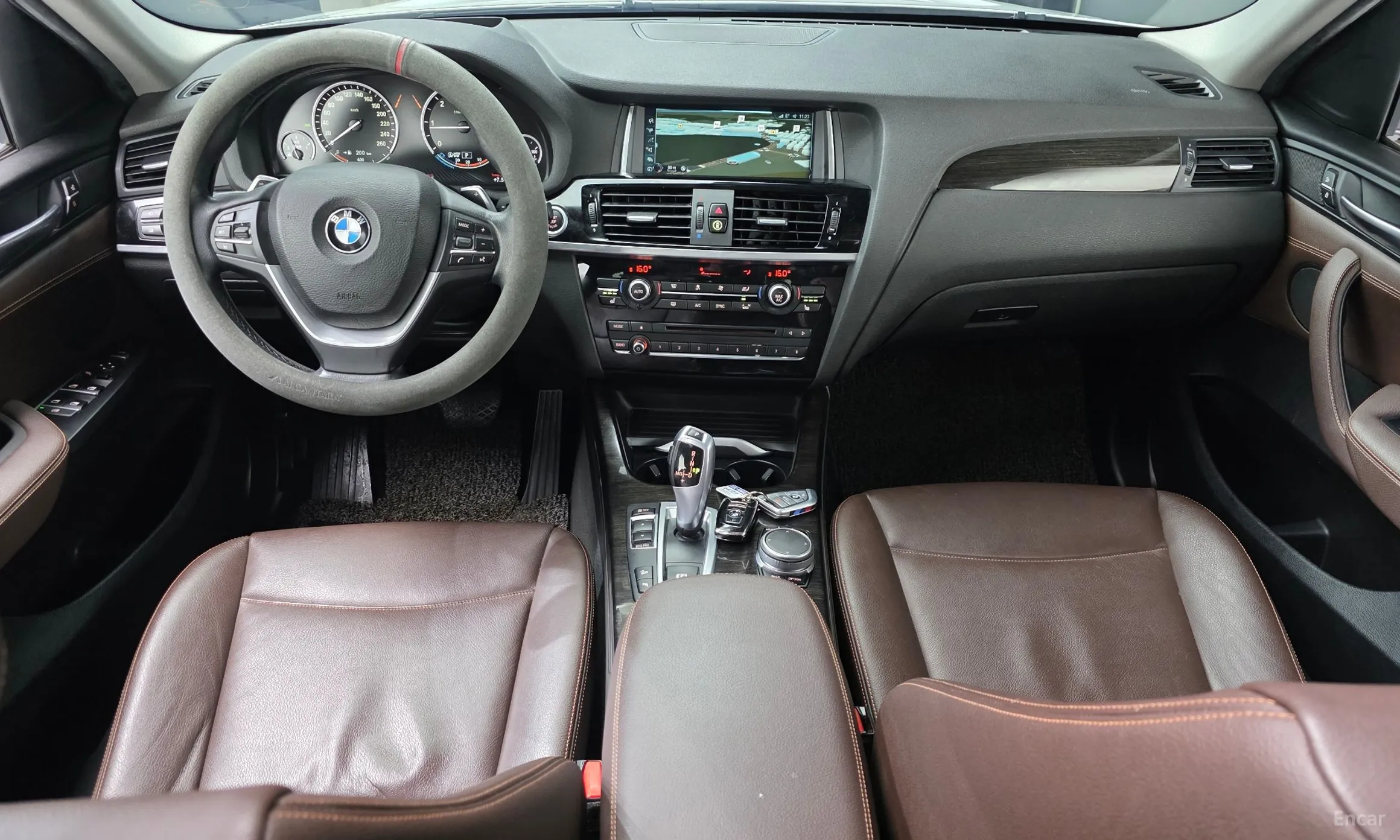 BMW X4 (F26) превью 7