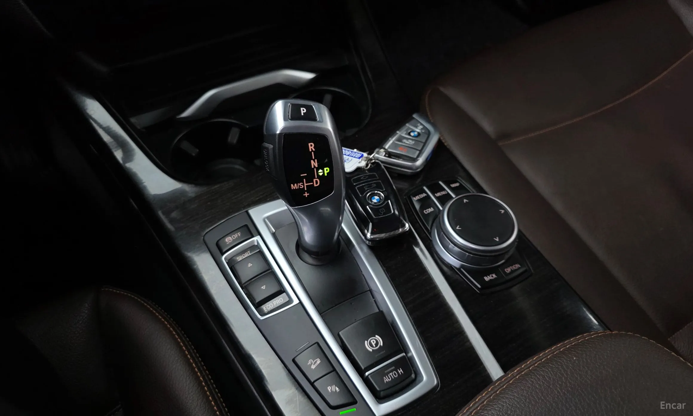 BMW X4 (F26) превью 9