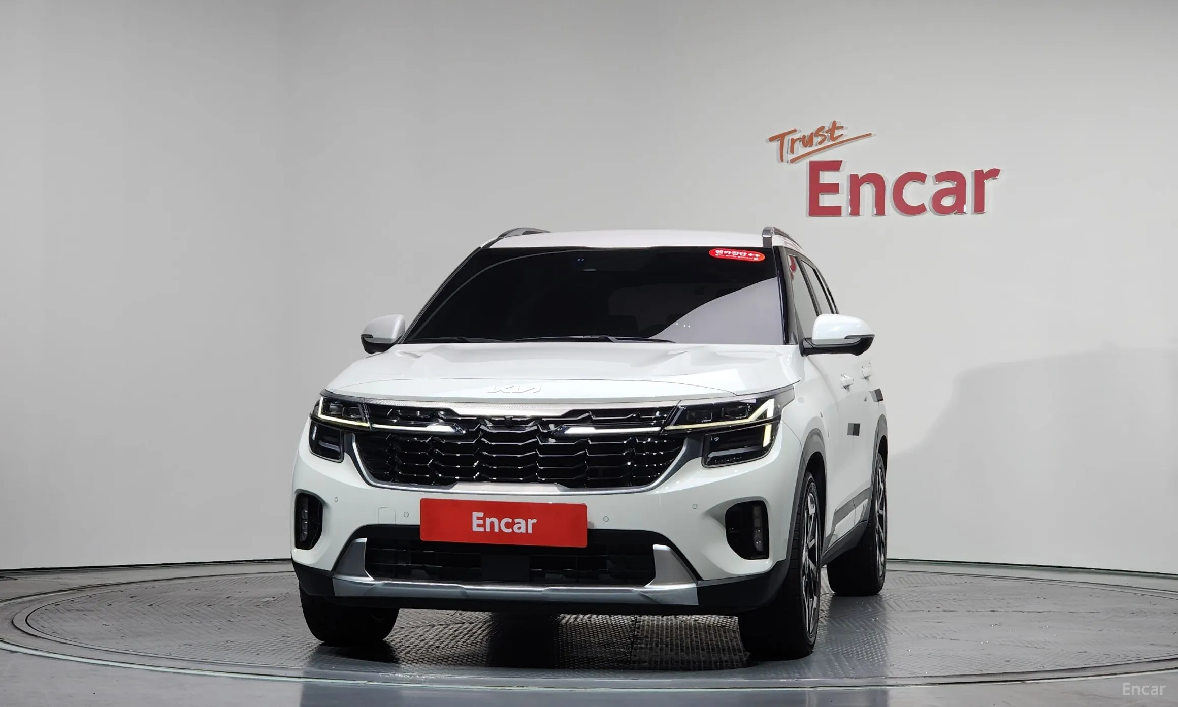 Kia Seltos превью 3