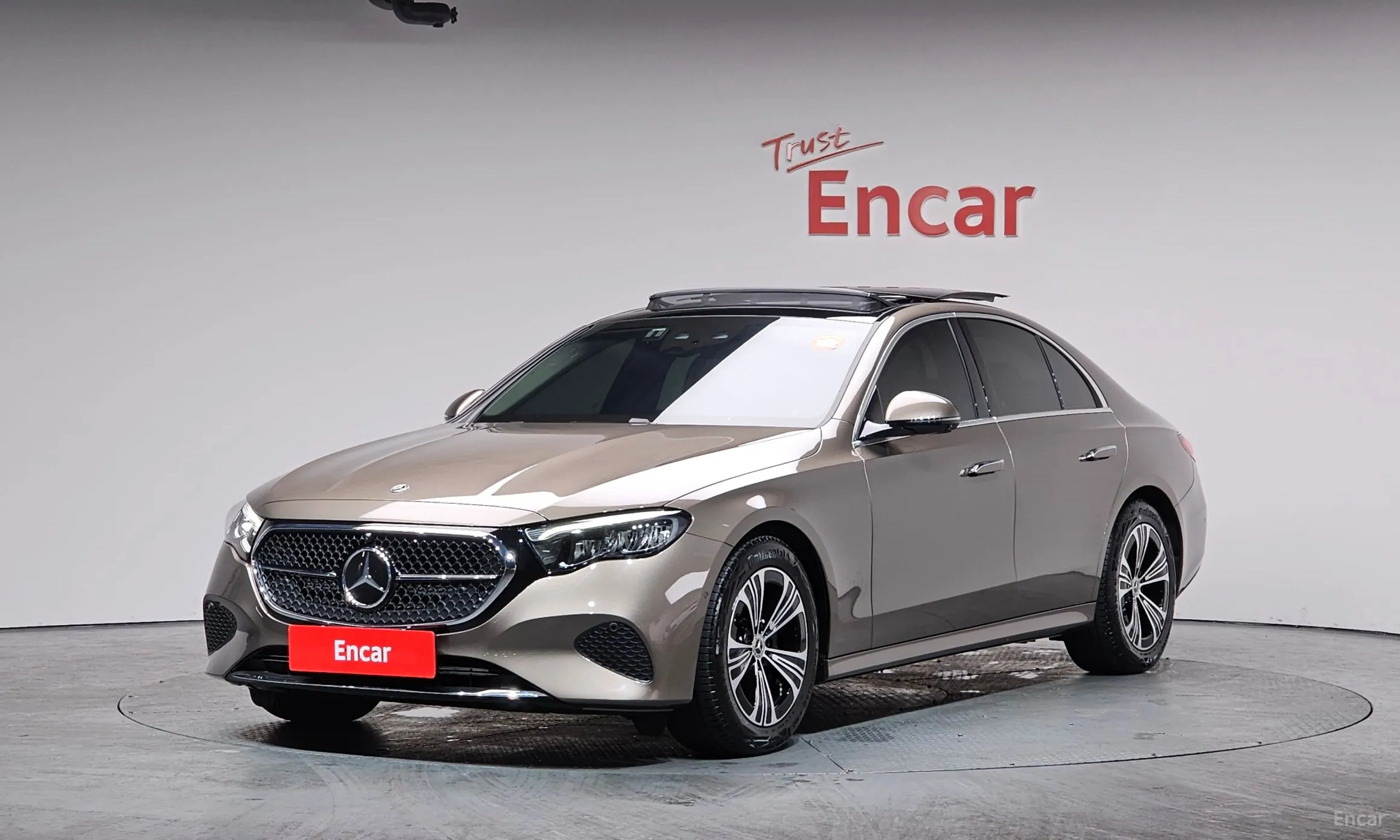E-Class W214