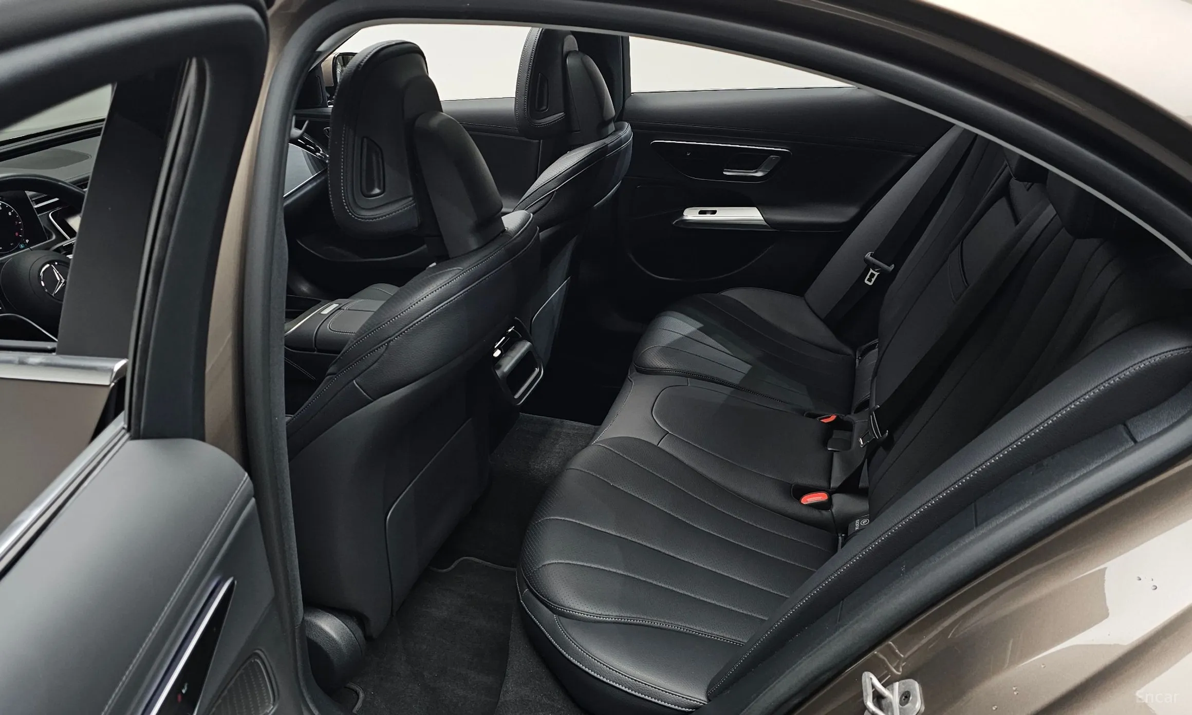 Mercedes Benz E-Class W214 превью 12