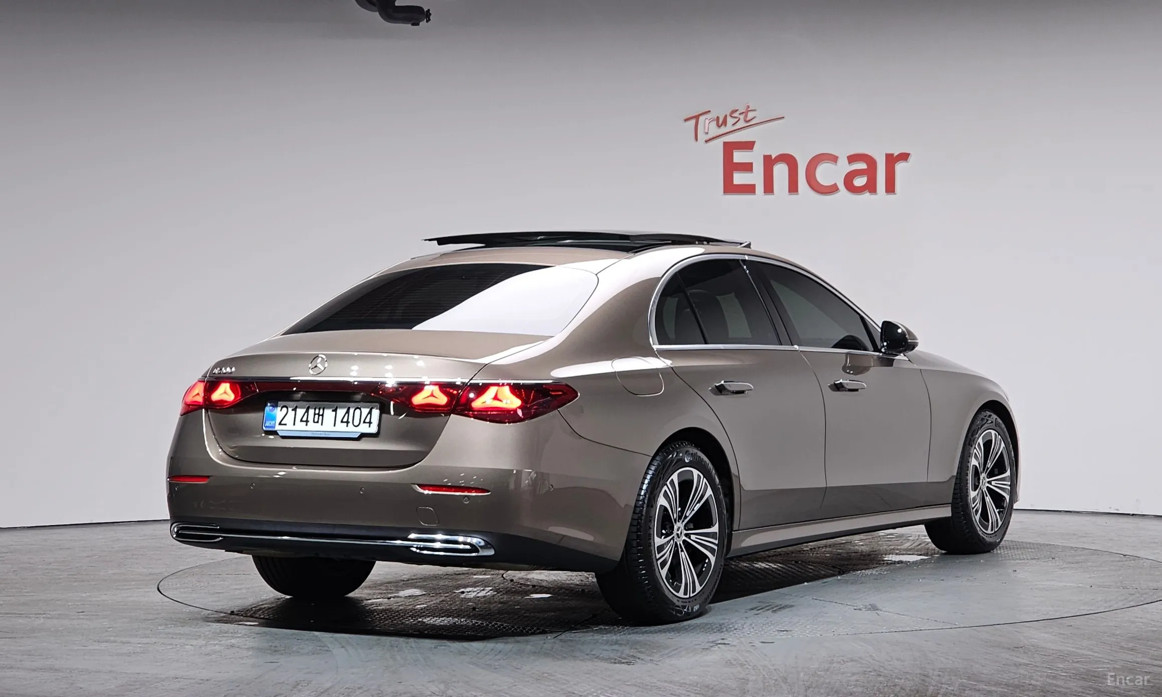Mercedes Benz E-Class W214 превью 2