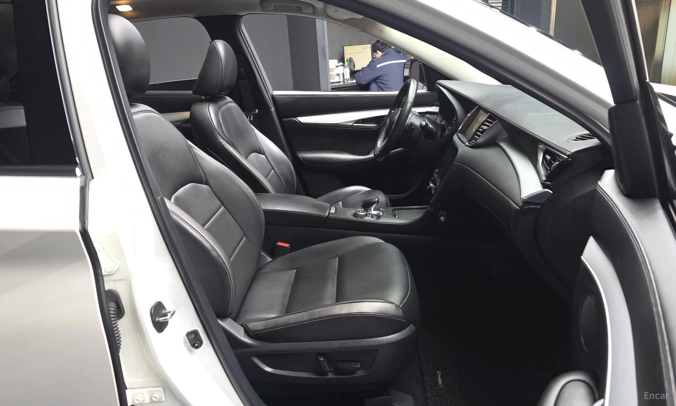 Infiniti QX50 (P71A) превью 11