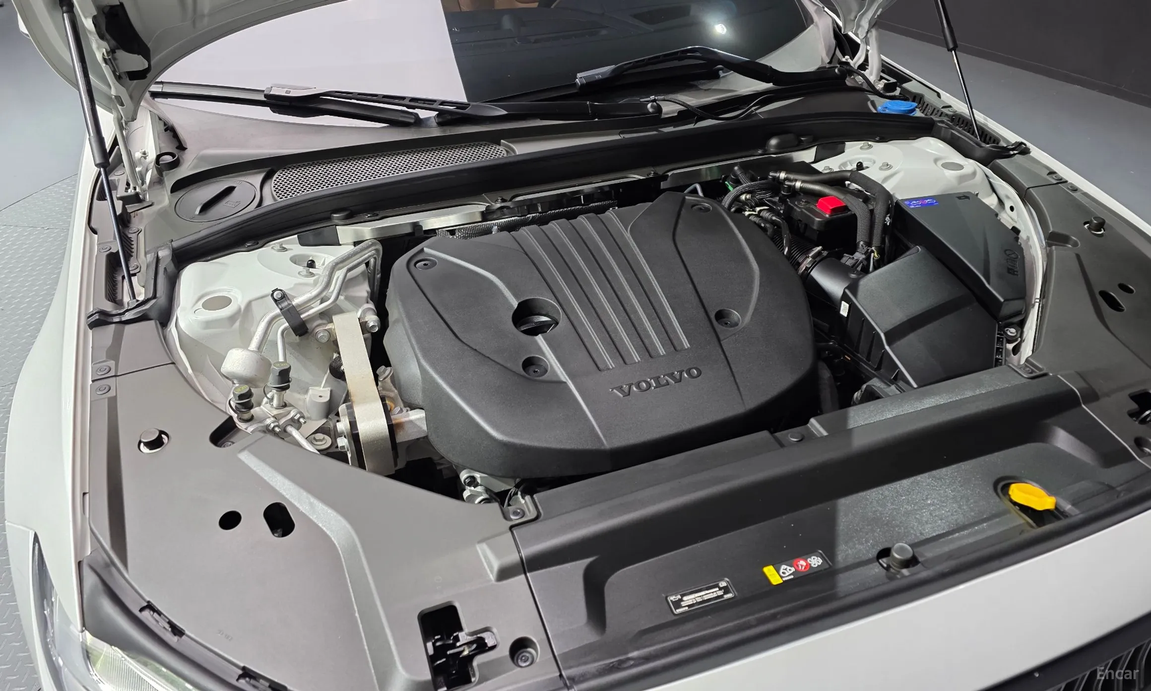 Volvo S90 превью 6
