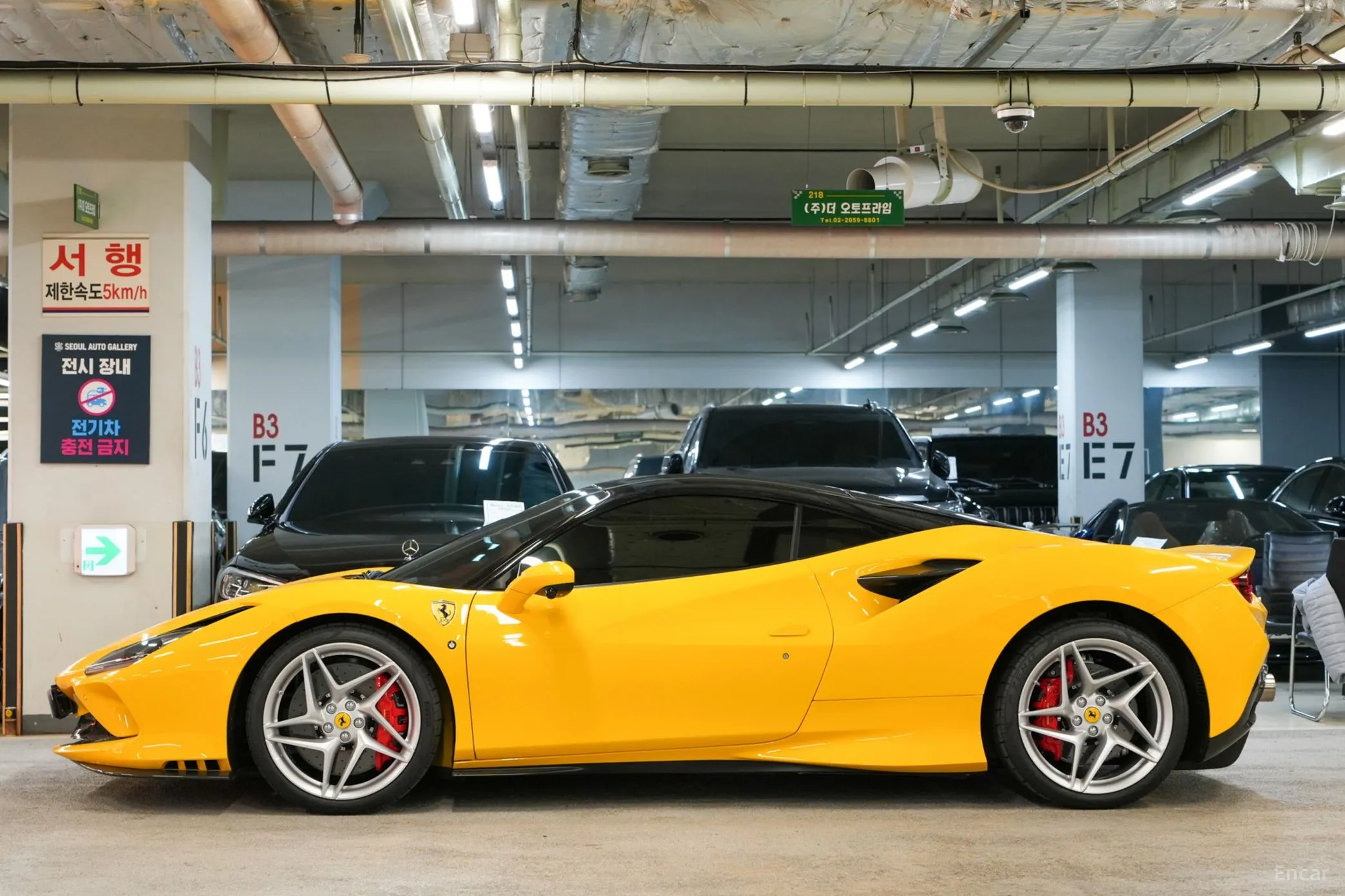 Ferrari F8 Tributo превью 4