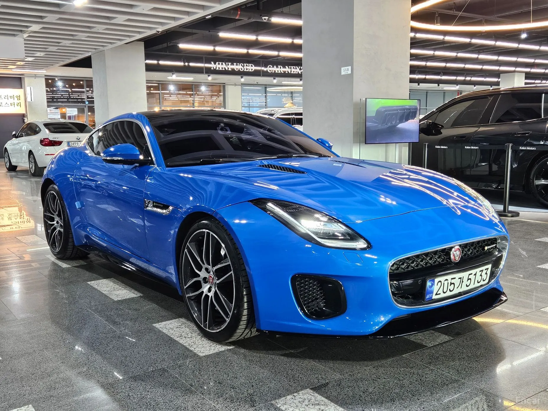 Jaguar F-TYPE превью 15