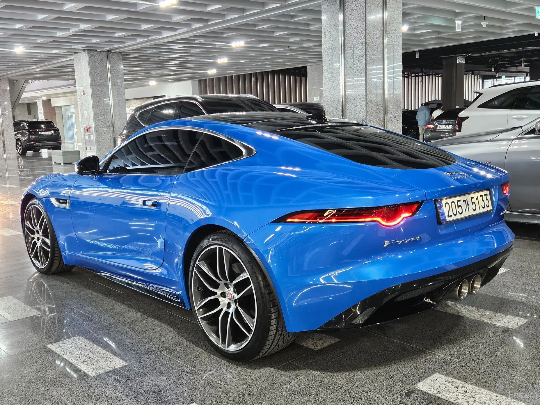 Jaguar F-TYPE превью 16