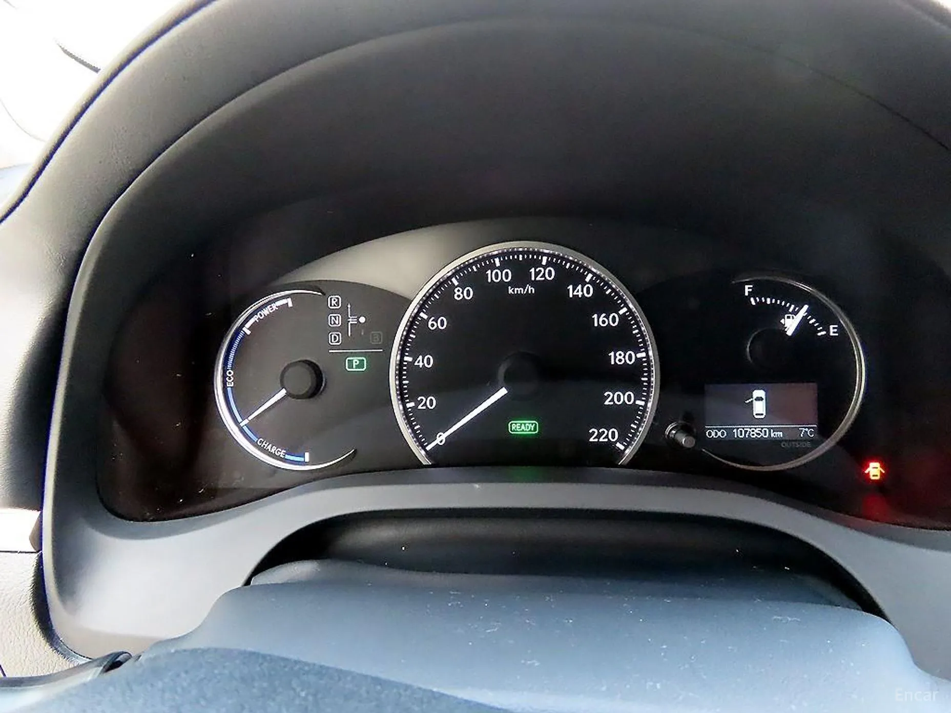 Lexus CT200h превью 9