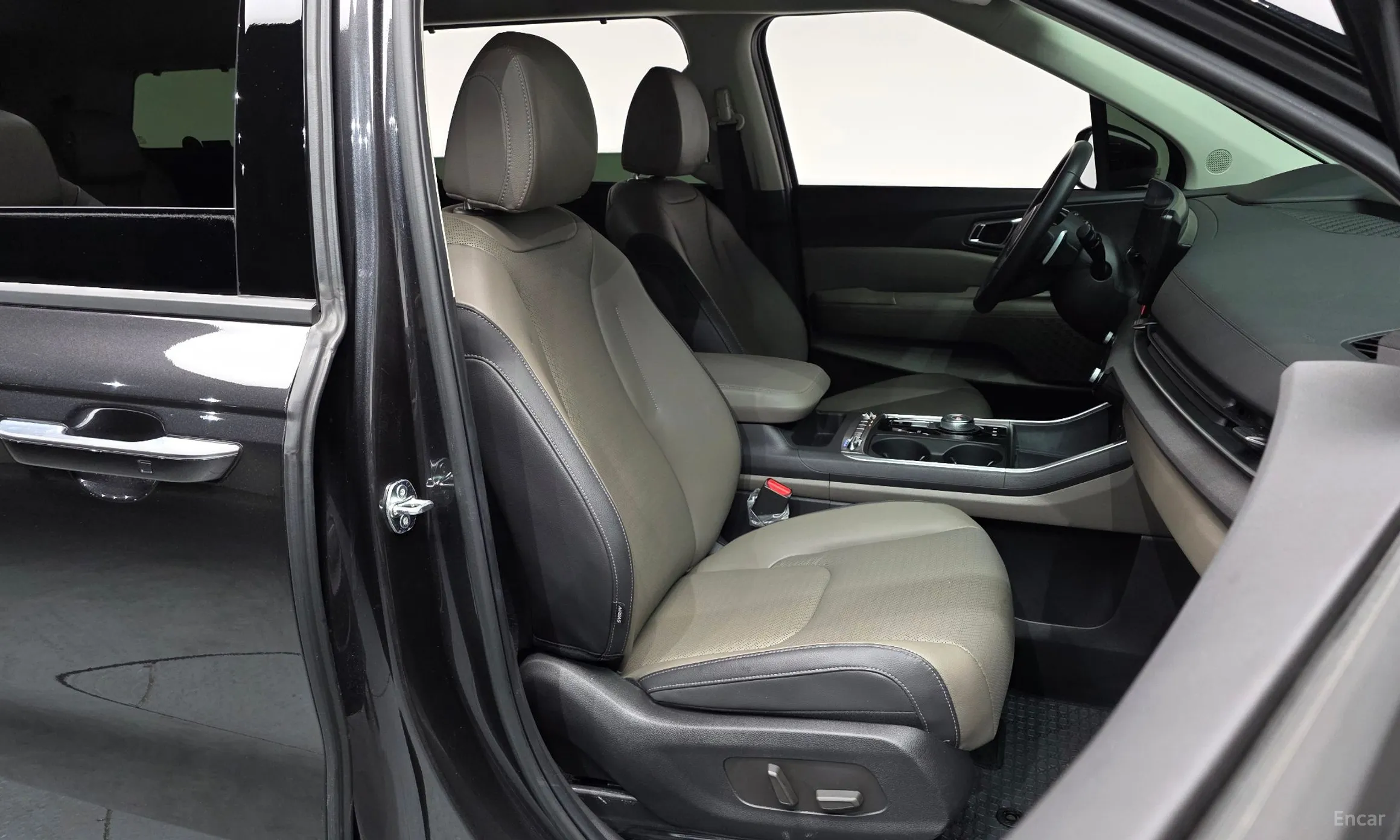 Kia Carnival 4th Generation превью 10