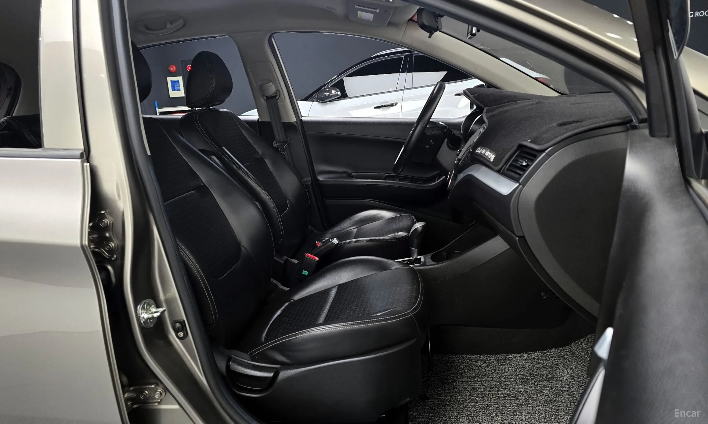 Kia Morning превью 10
