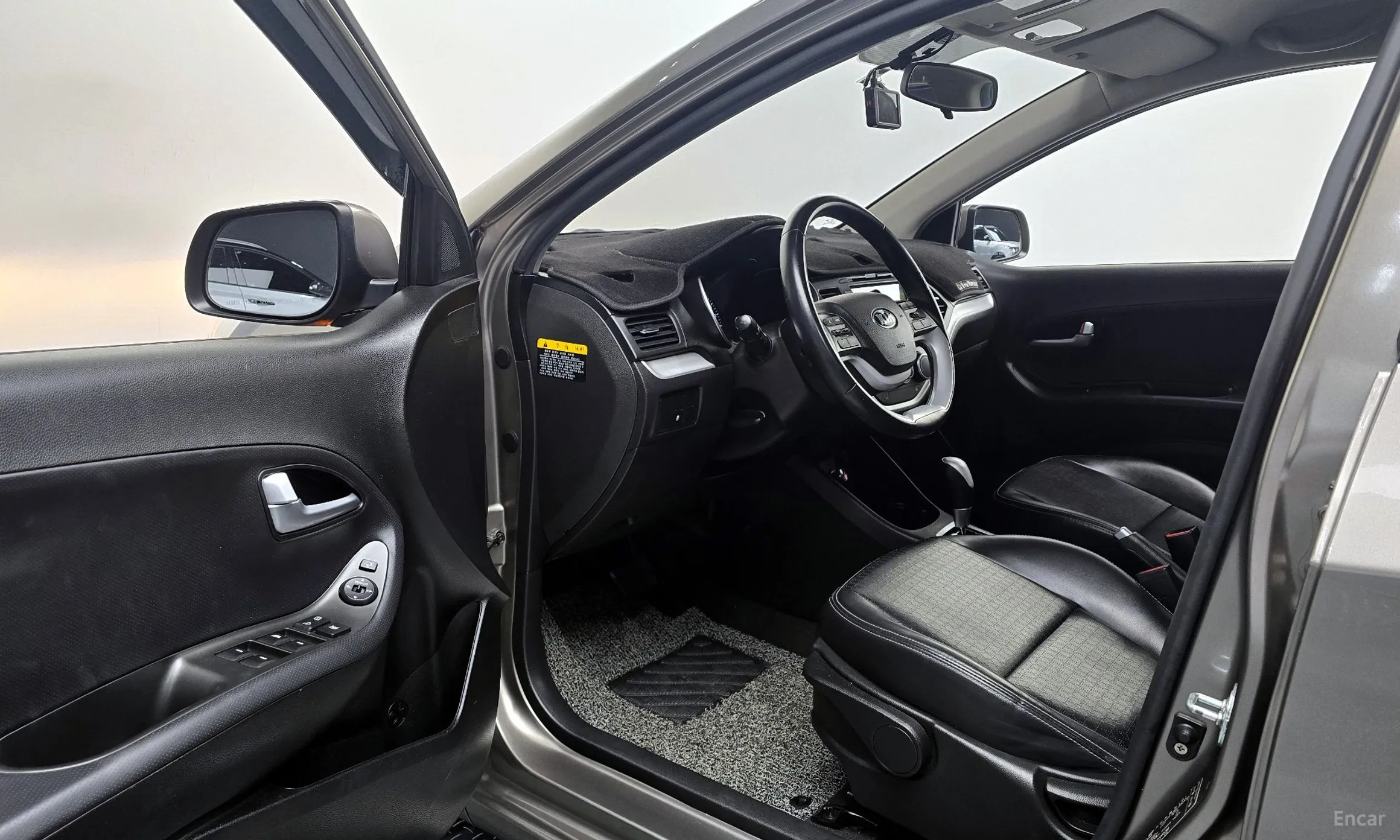 Kia Morning превью 11