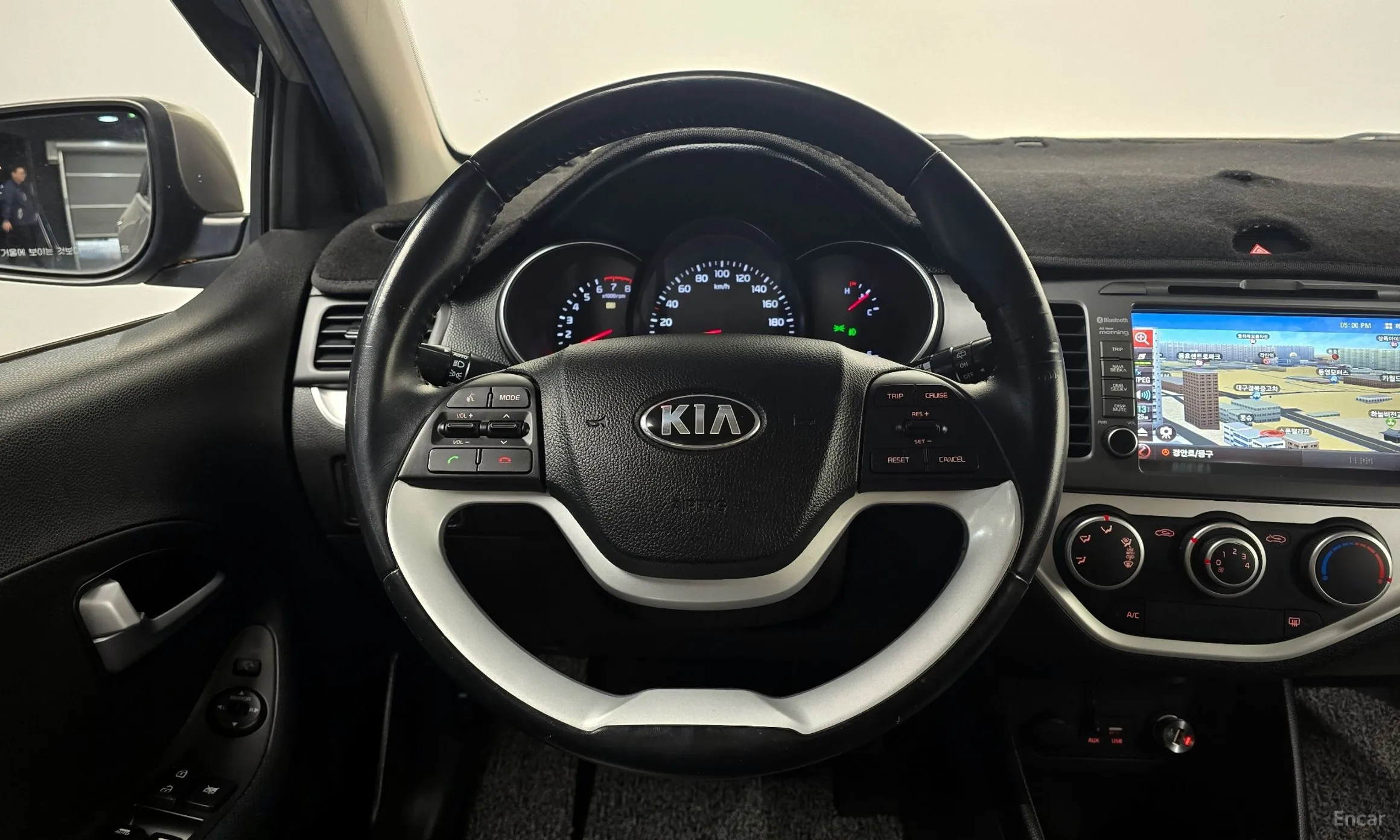 Kia Morning превью 13