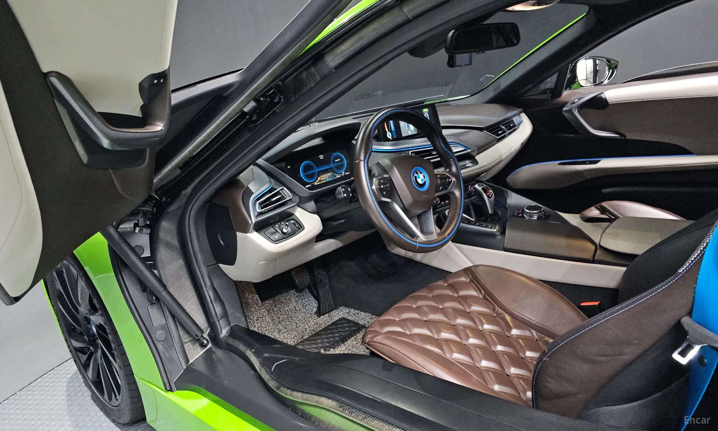 BMW i8 превью 10