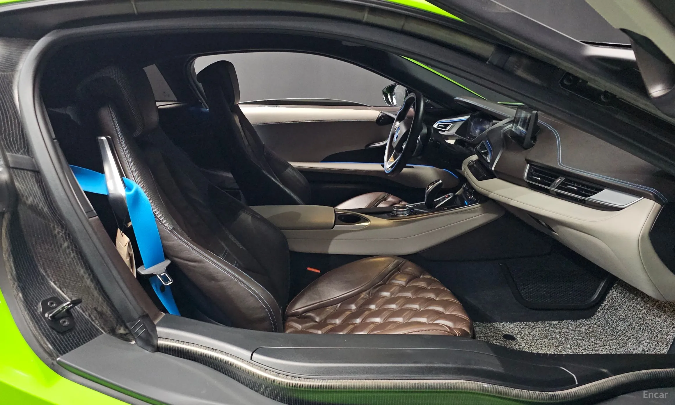 BMW i8 превью 11
