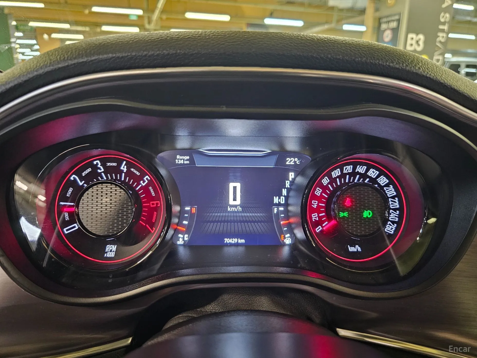 Dodge Challenger превью 8