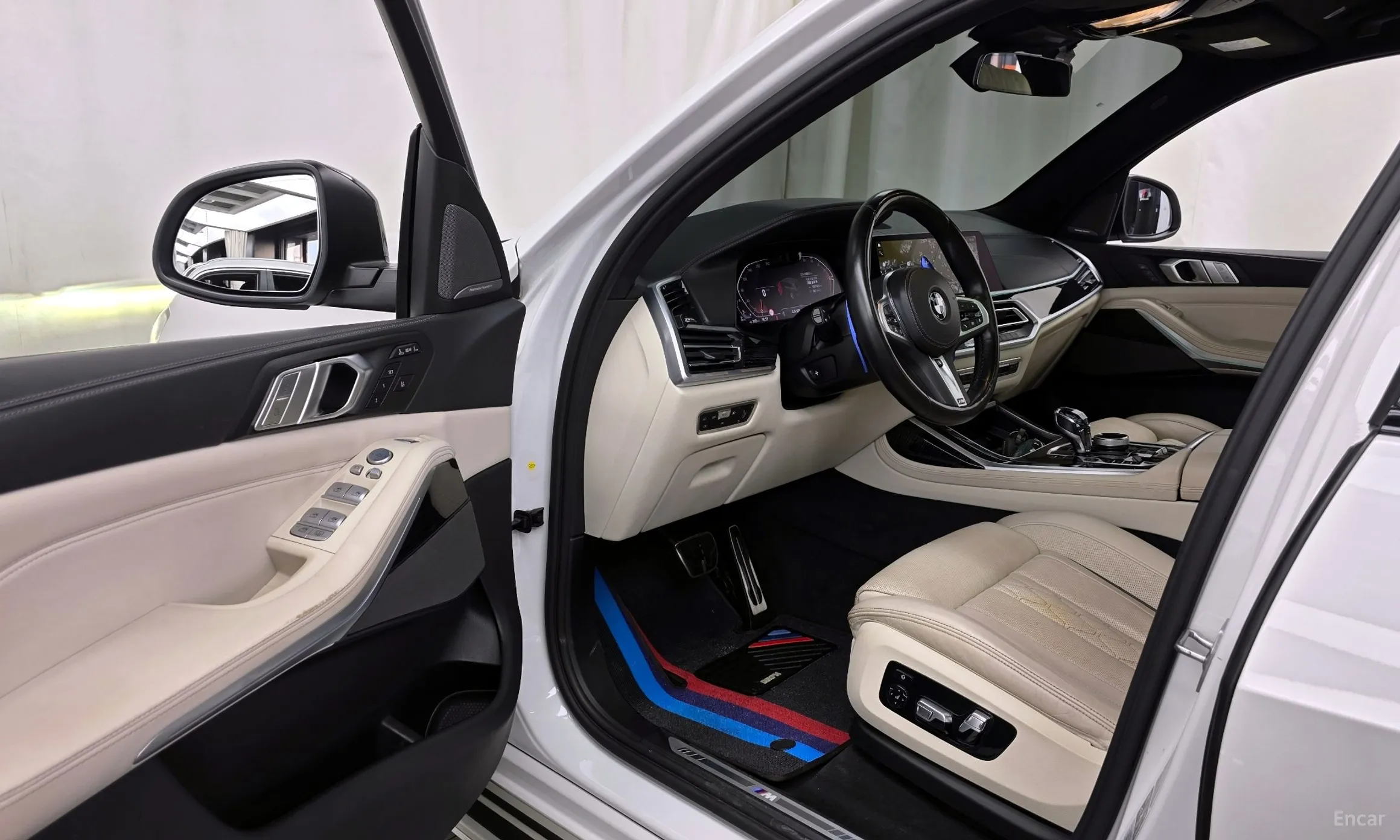 BMW X7 (G07) превью 10